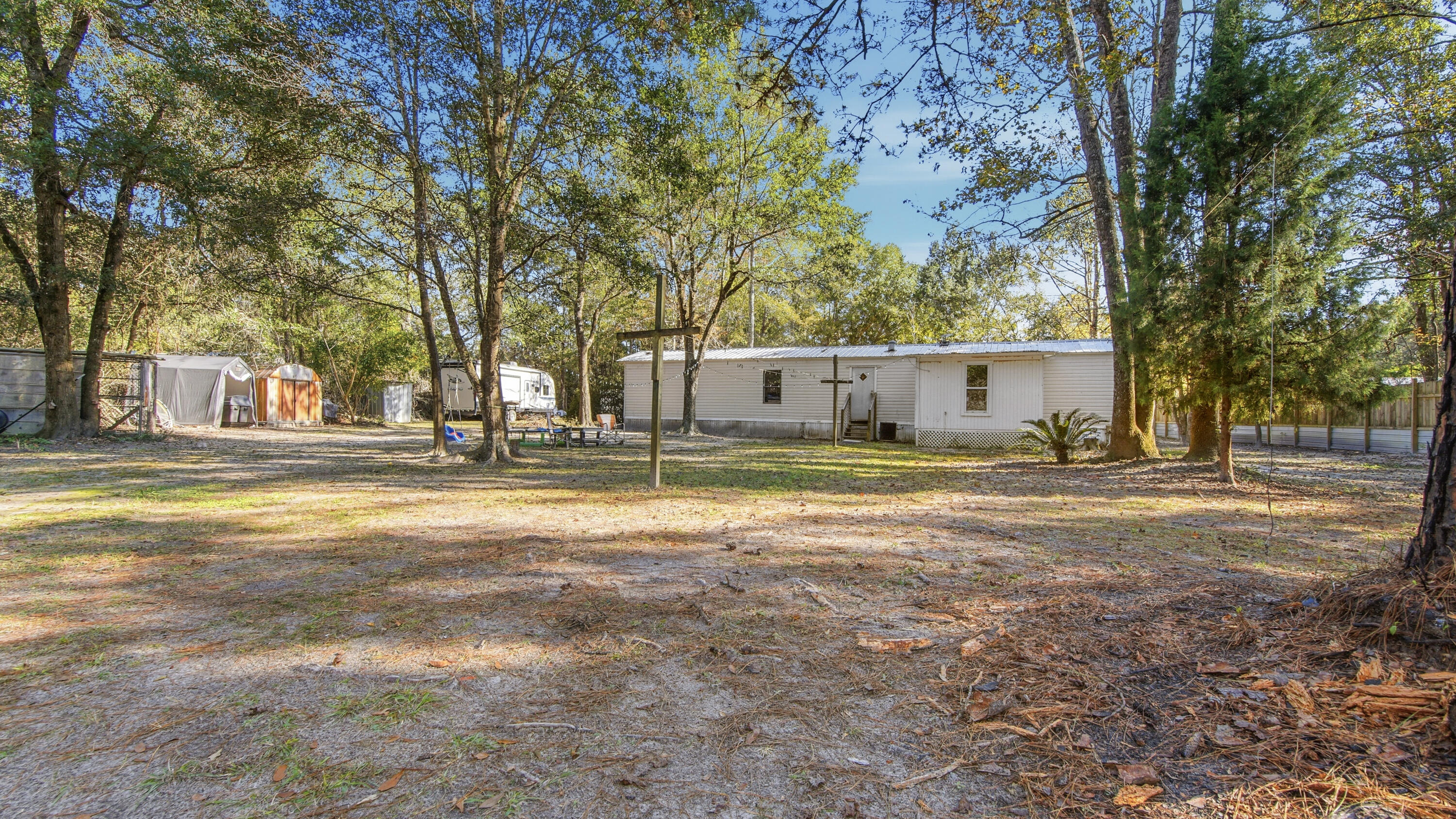 NO RECORDED SUBDIVISION - Residential