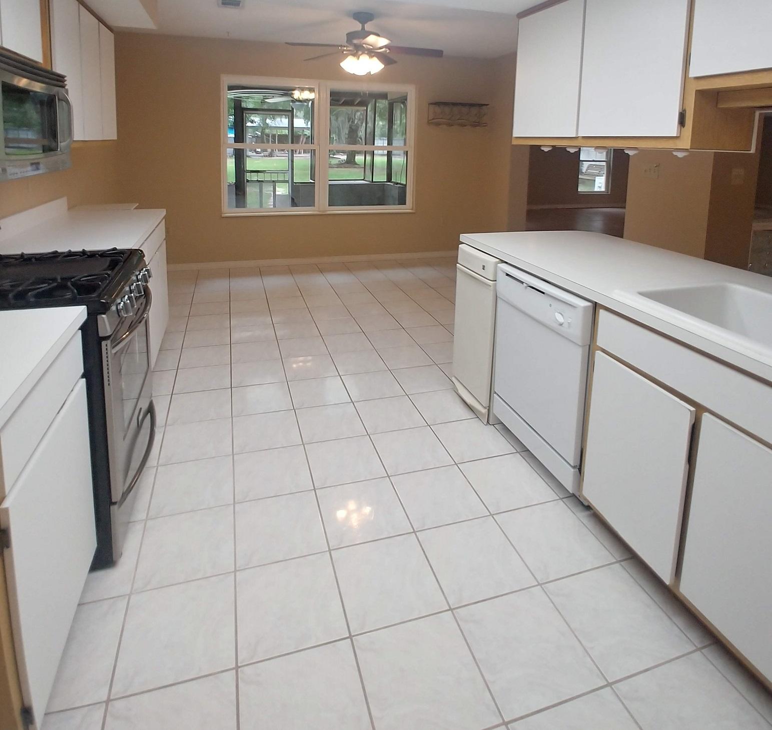 ROBLEDAL ESTATES UNIT 5 - Residential