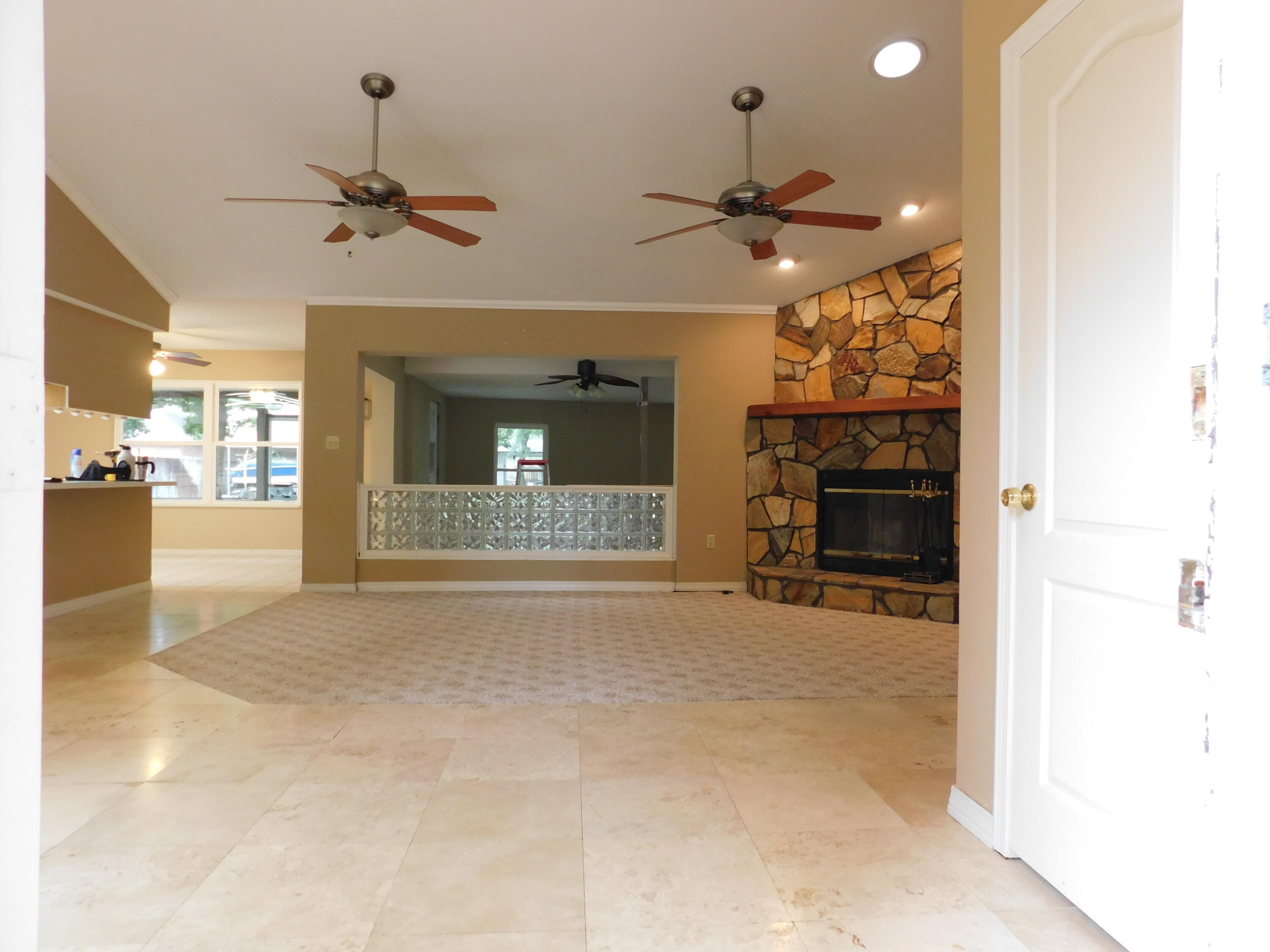 ROBLEDAL ESTATES UNIT 5 - Residential