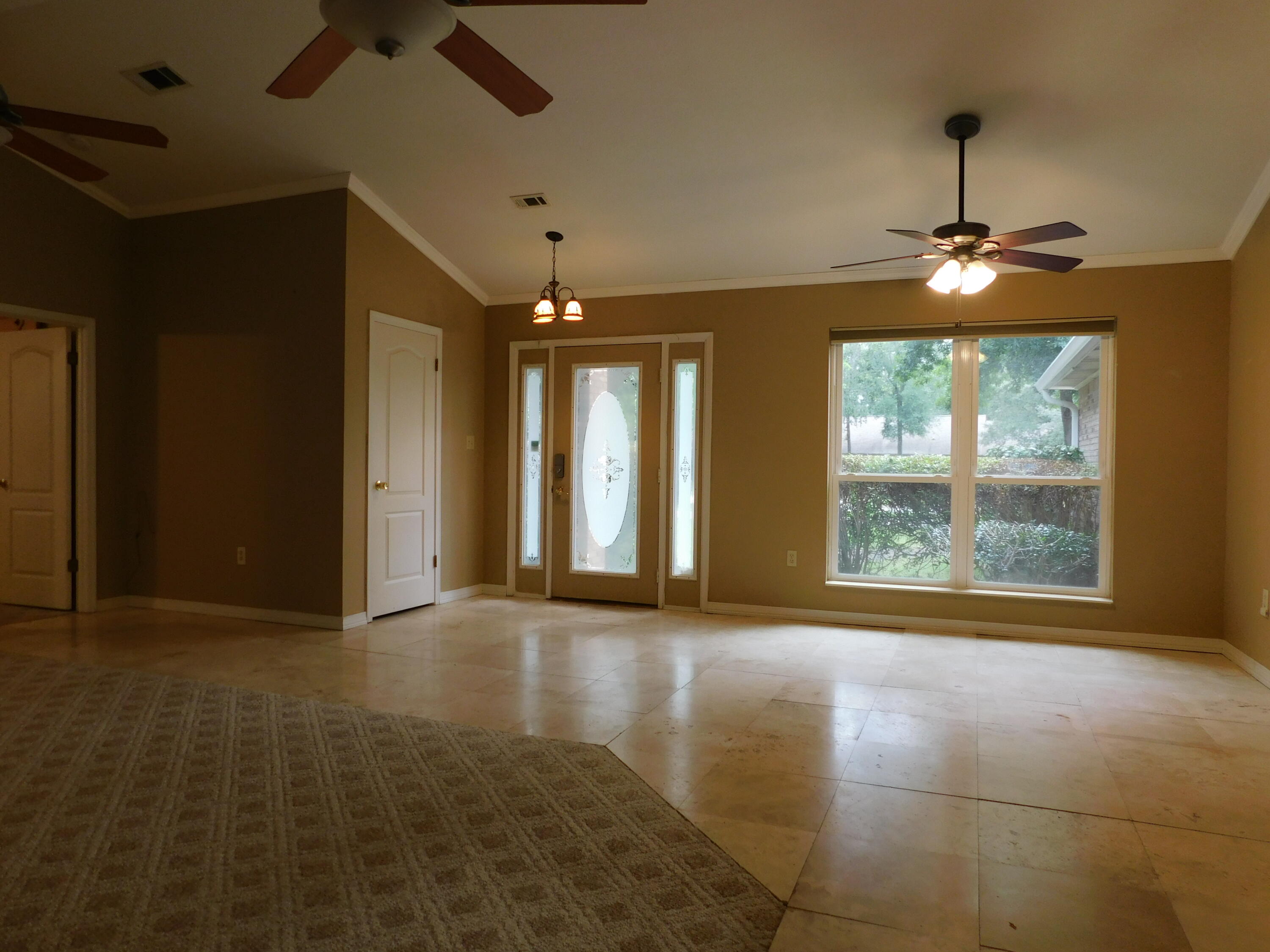 ROBLEDAL ESTATES UNIT 5 - Residential