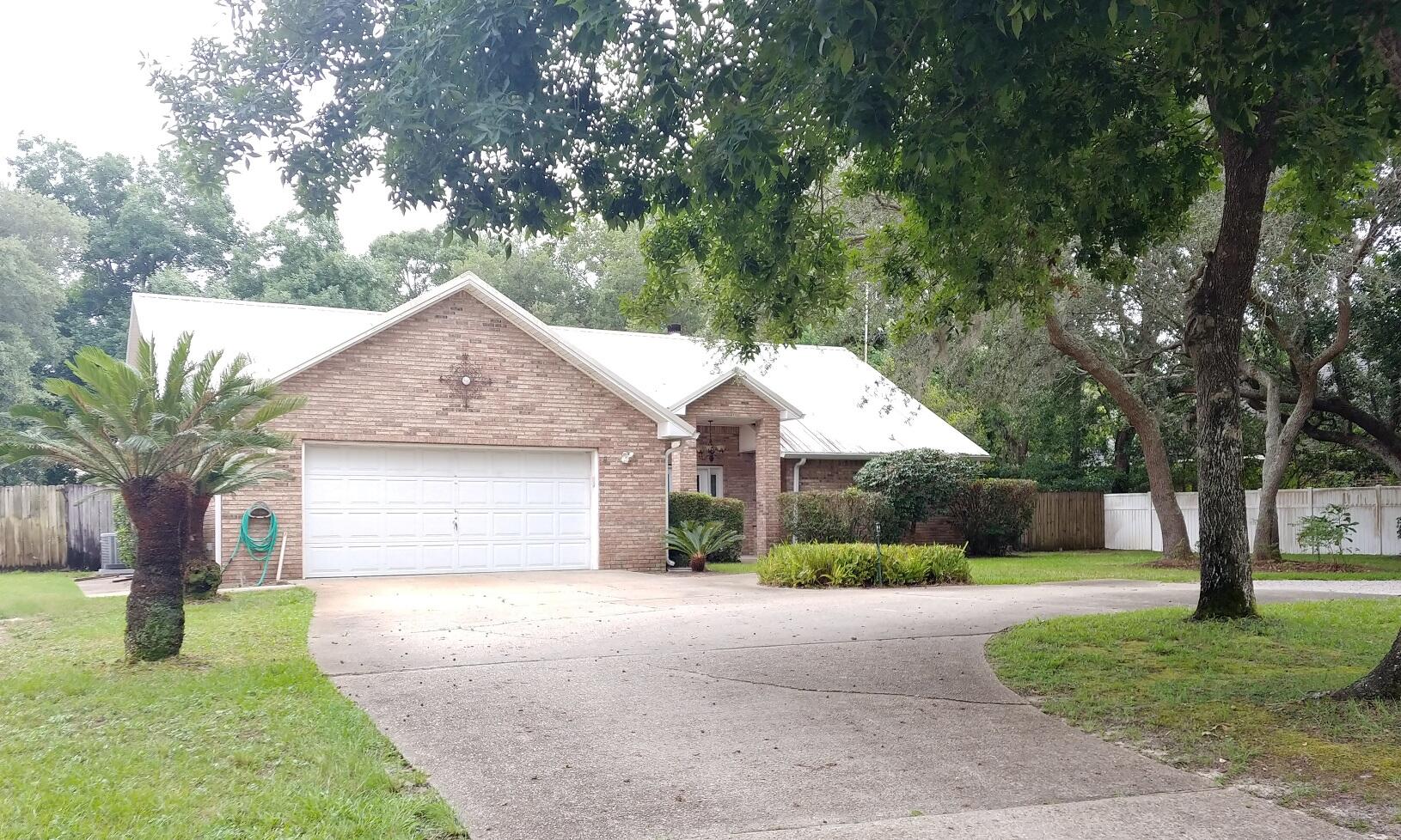 ROBLEDAL ESTATES UNIT 5 - Residential