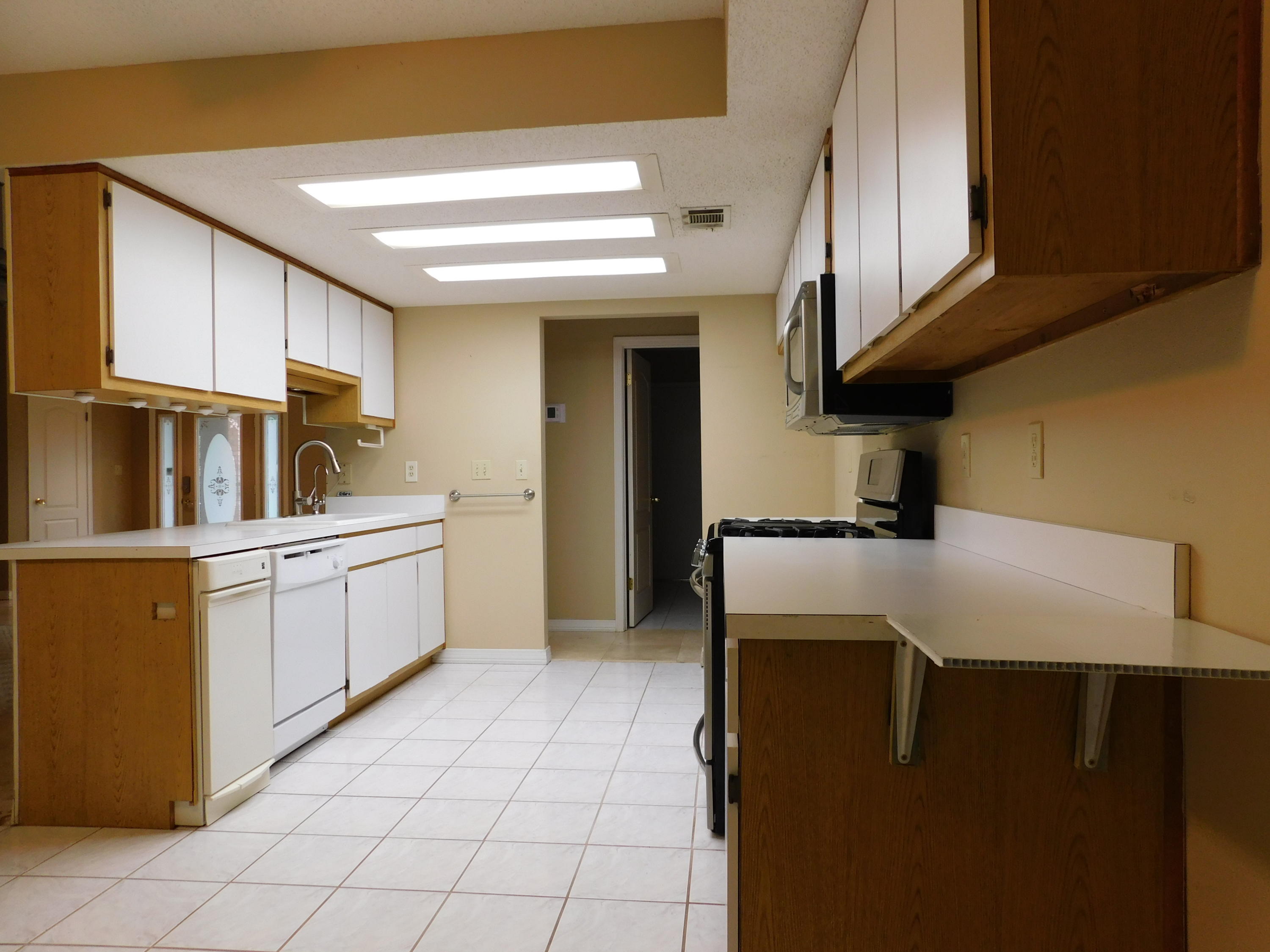 ROBLEDAL ESTATES UNIT 5 - Residential