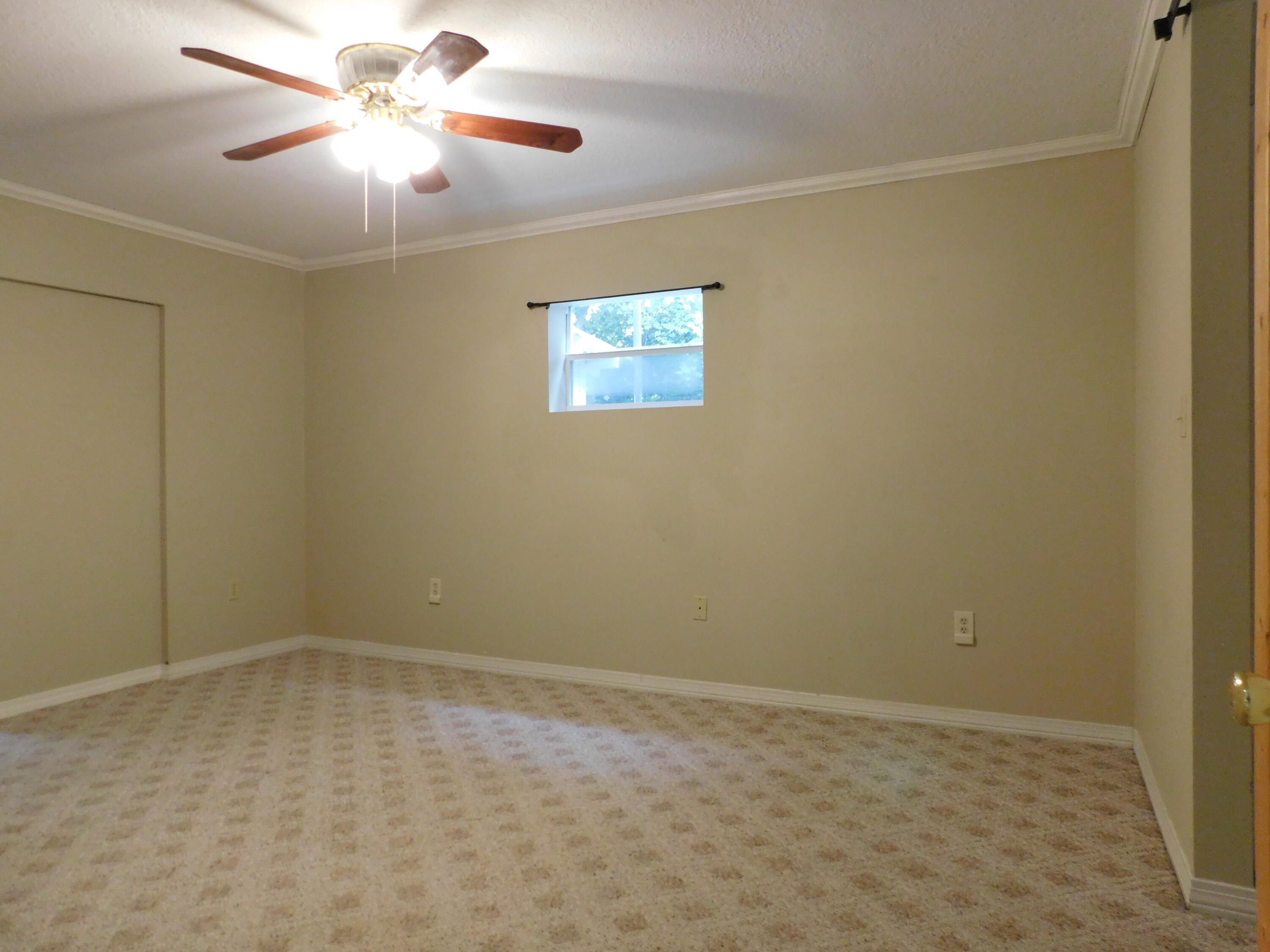 ROBLEDAL ESTATES UNIT 5 - Residential