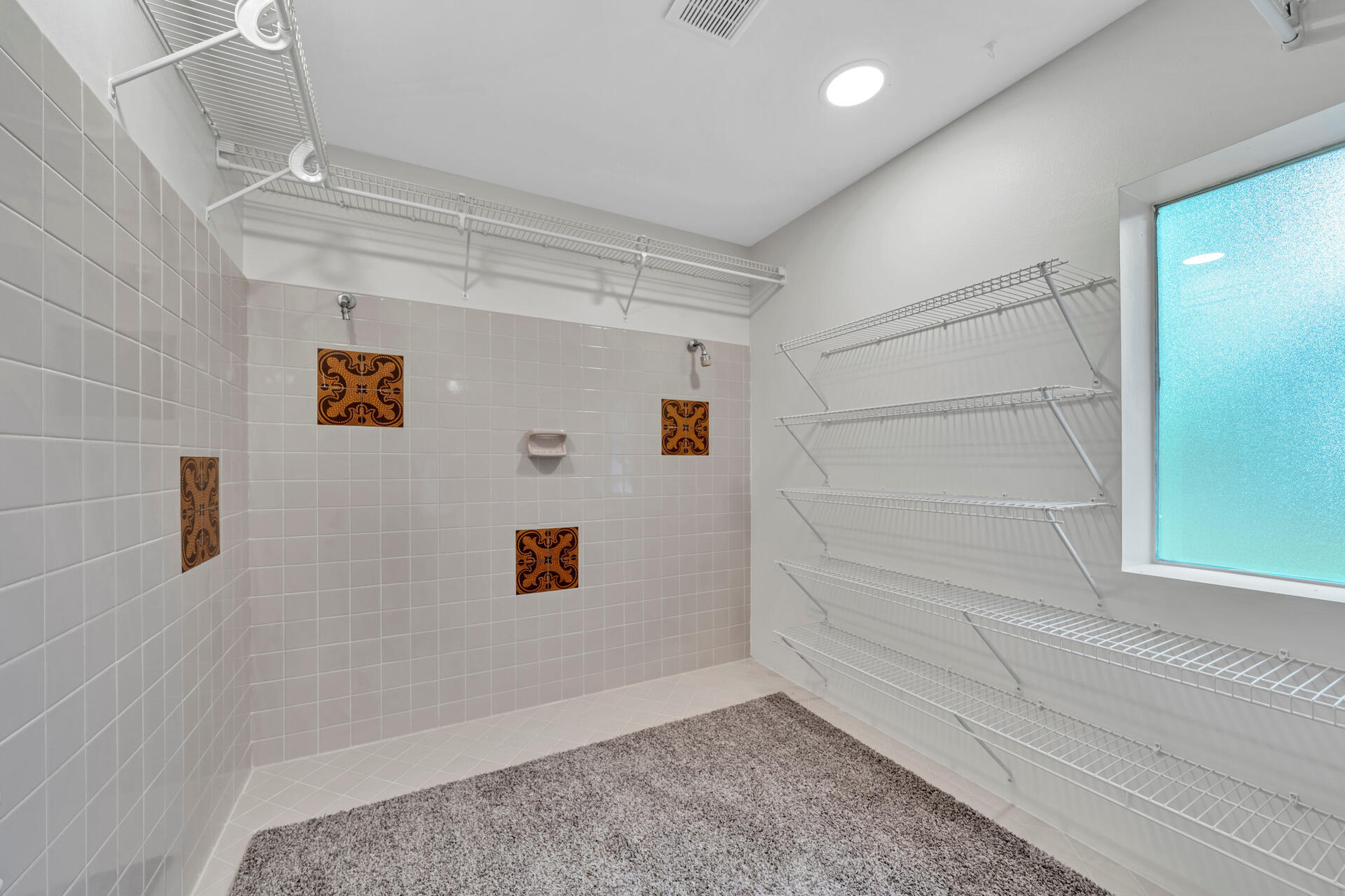 SPRING LAKE #1 - Residential