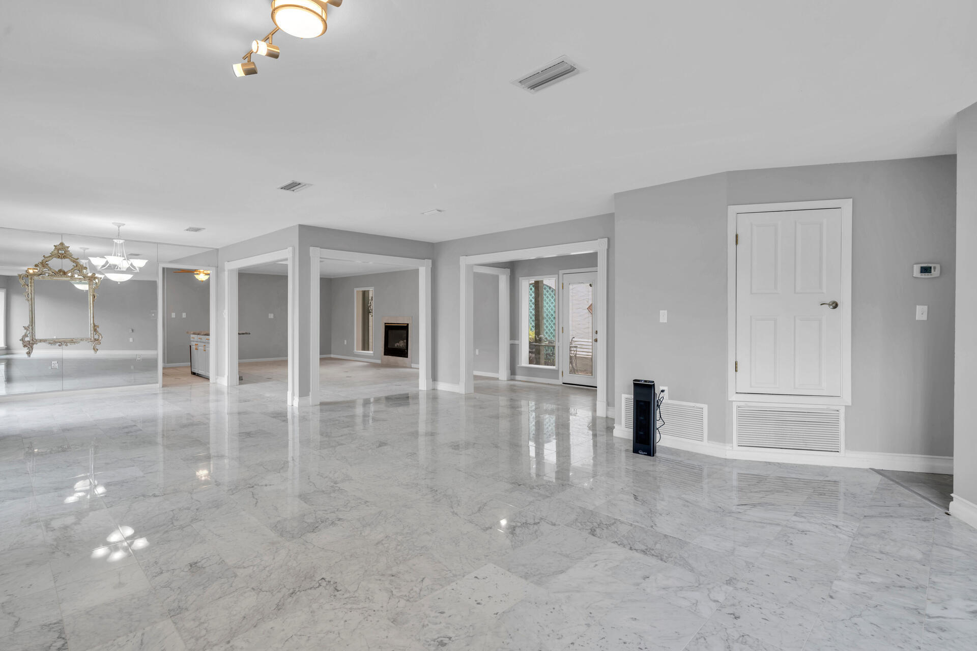 SPRING LAKE #1 - Residential