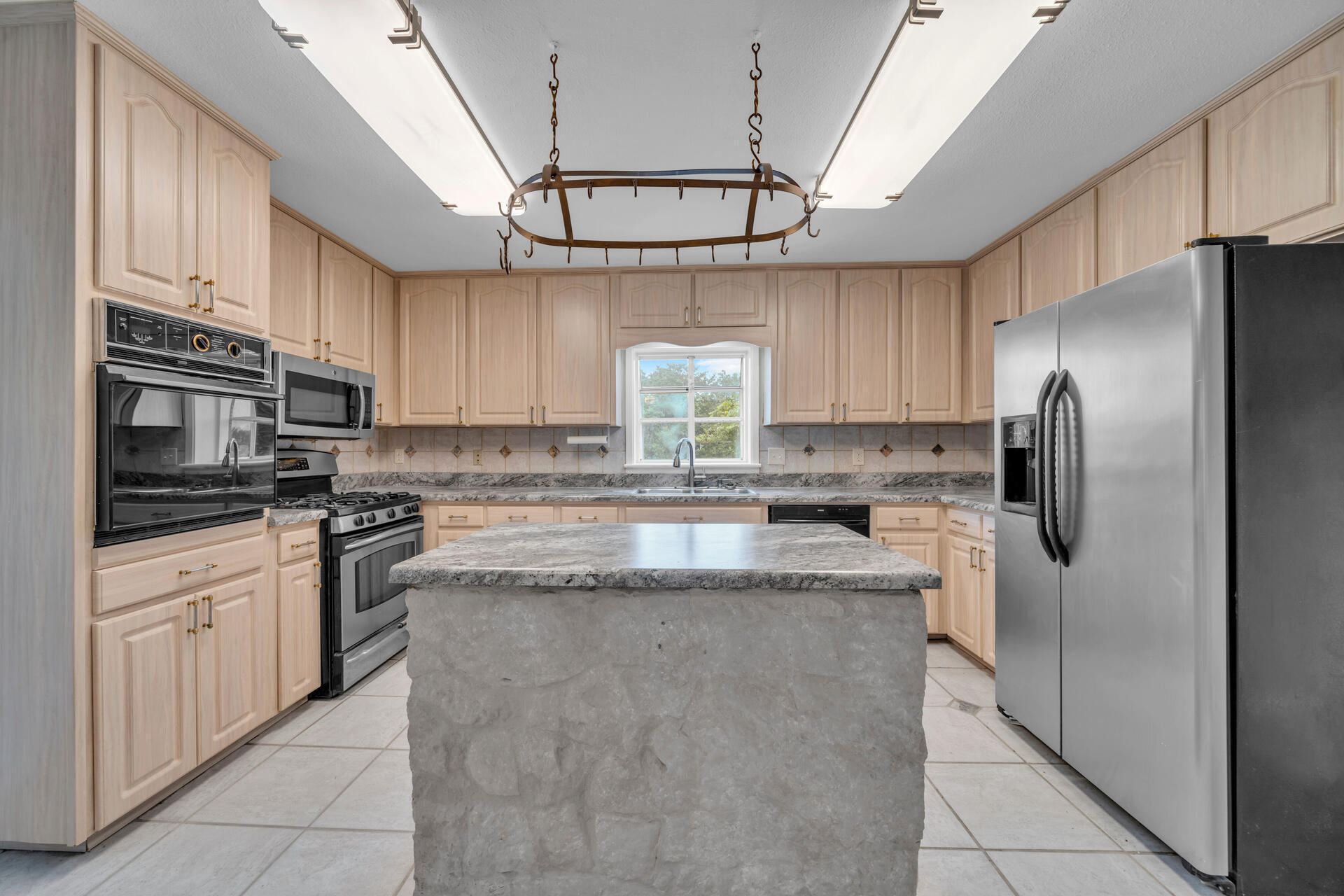 SPRING LAKE #1 - Residential