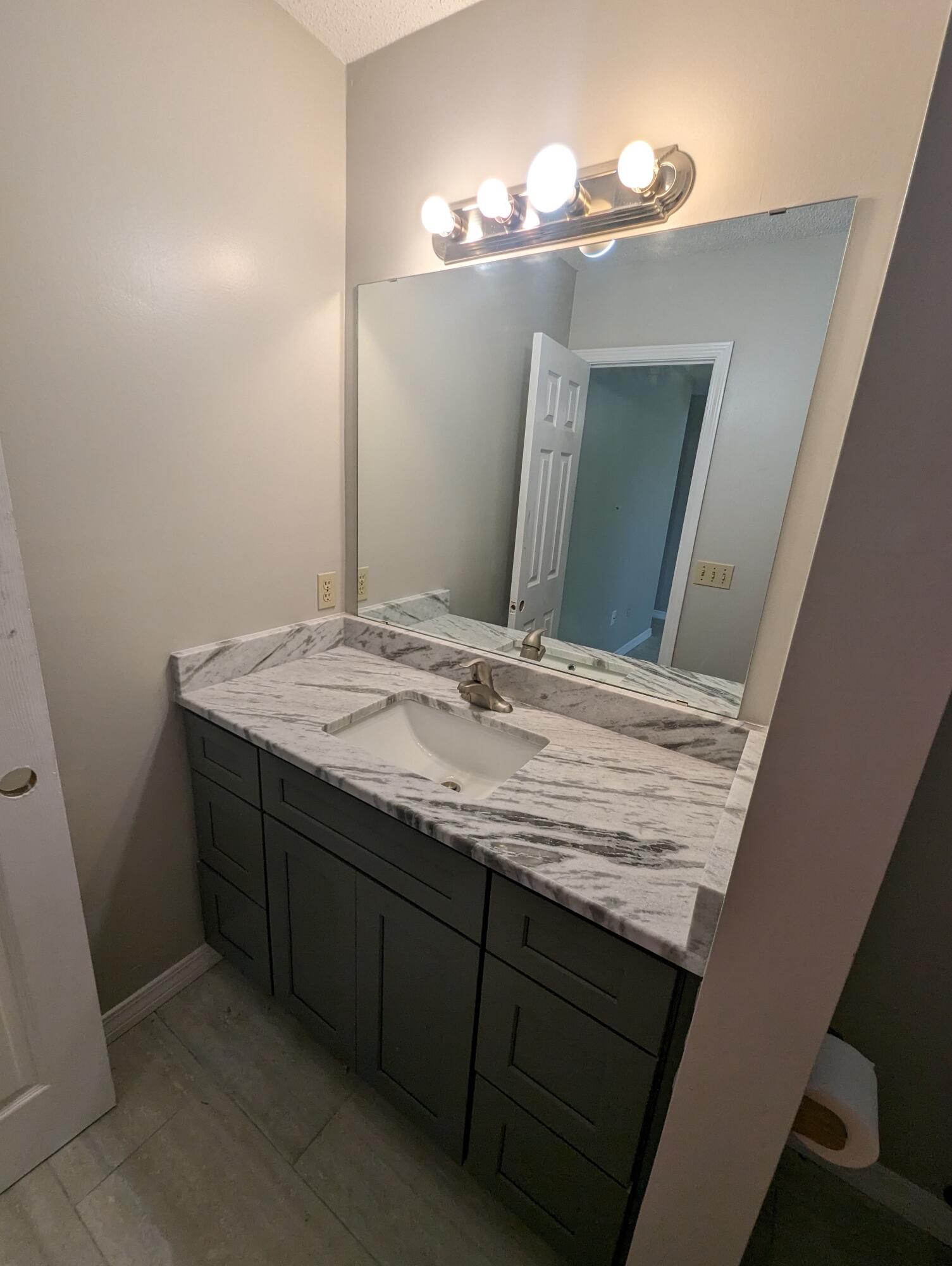 SOUTHVIEW ESTATES - Residential Lease