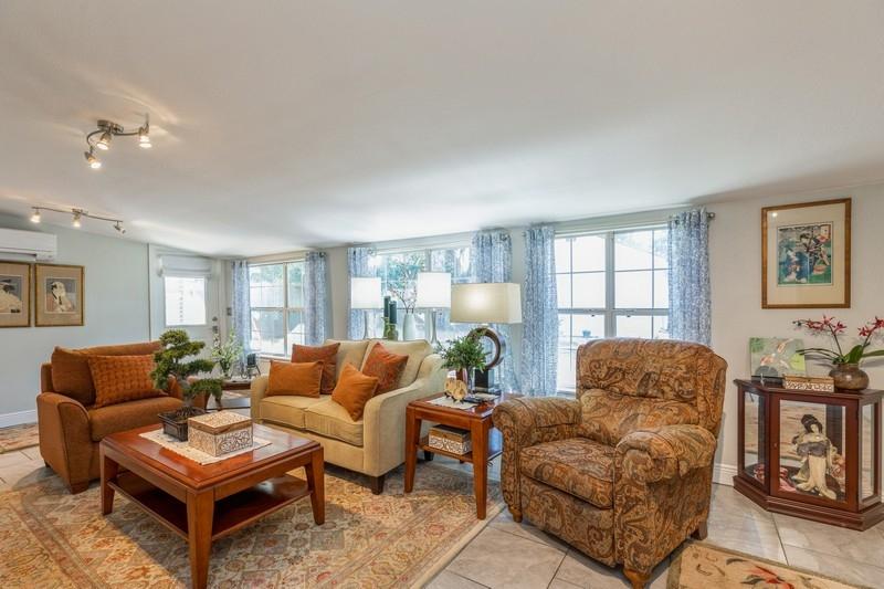 QUIET OAKS S/D - Residential