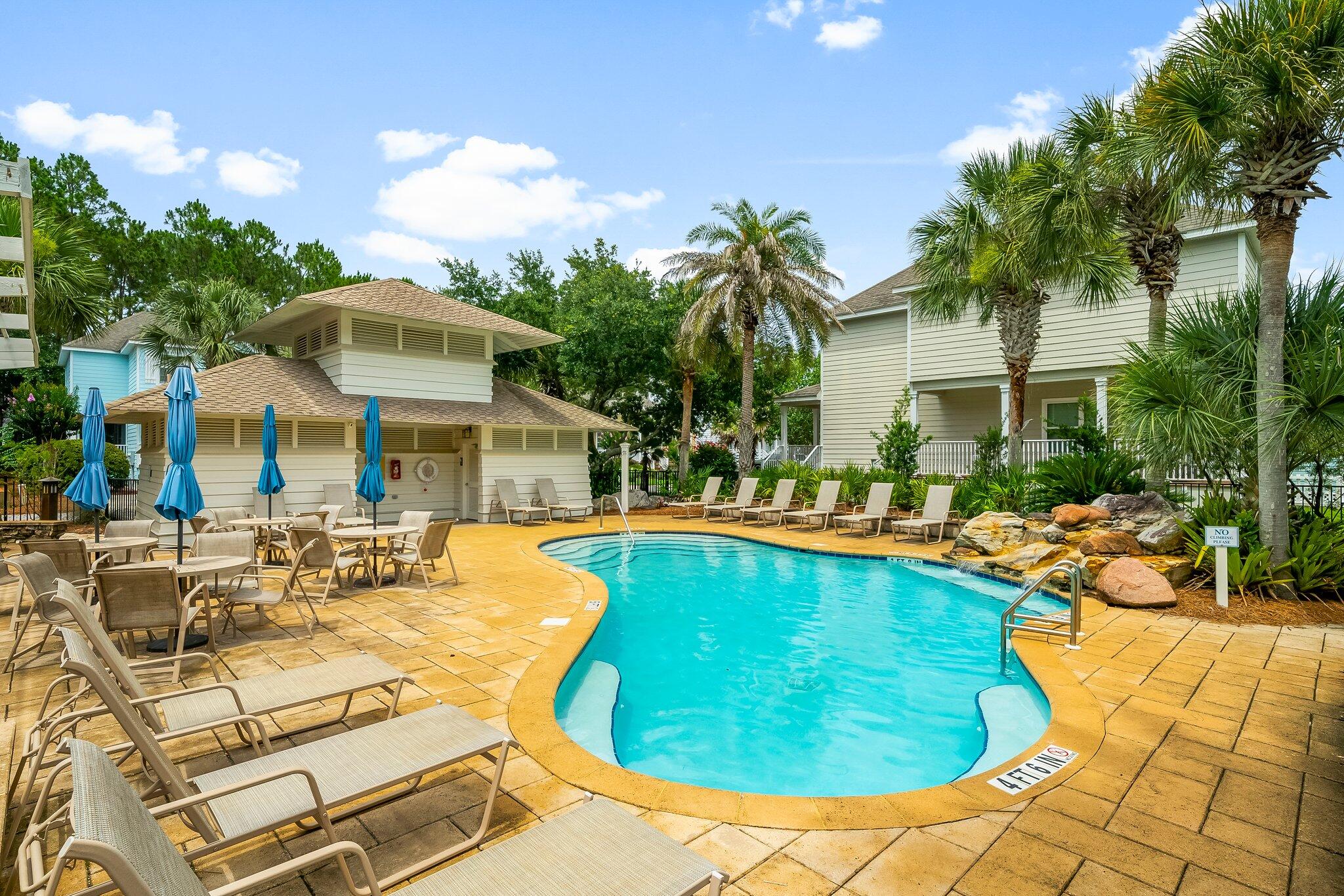 SANTA ROSA GOLF VILLAS - Residential