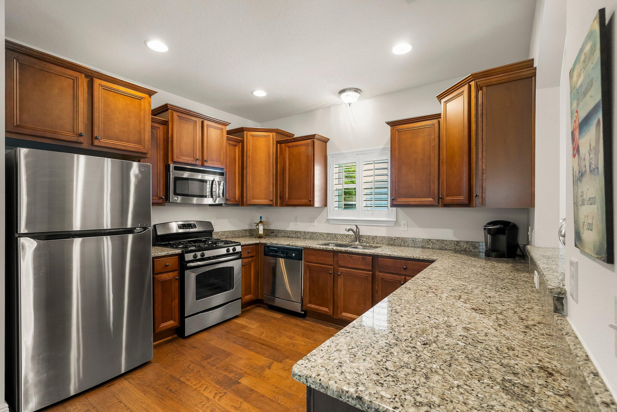 SANTA ROSA GOLF VILLAS - Residential