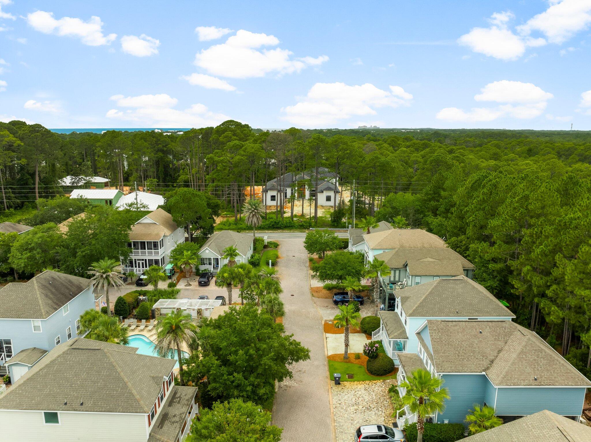 SANTA ROSA GOLF VILLAS - Residential
