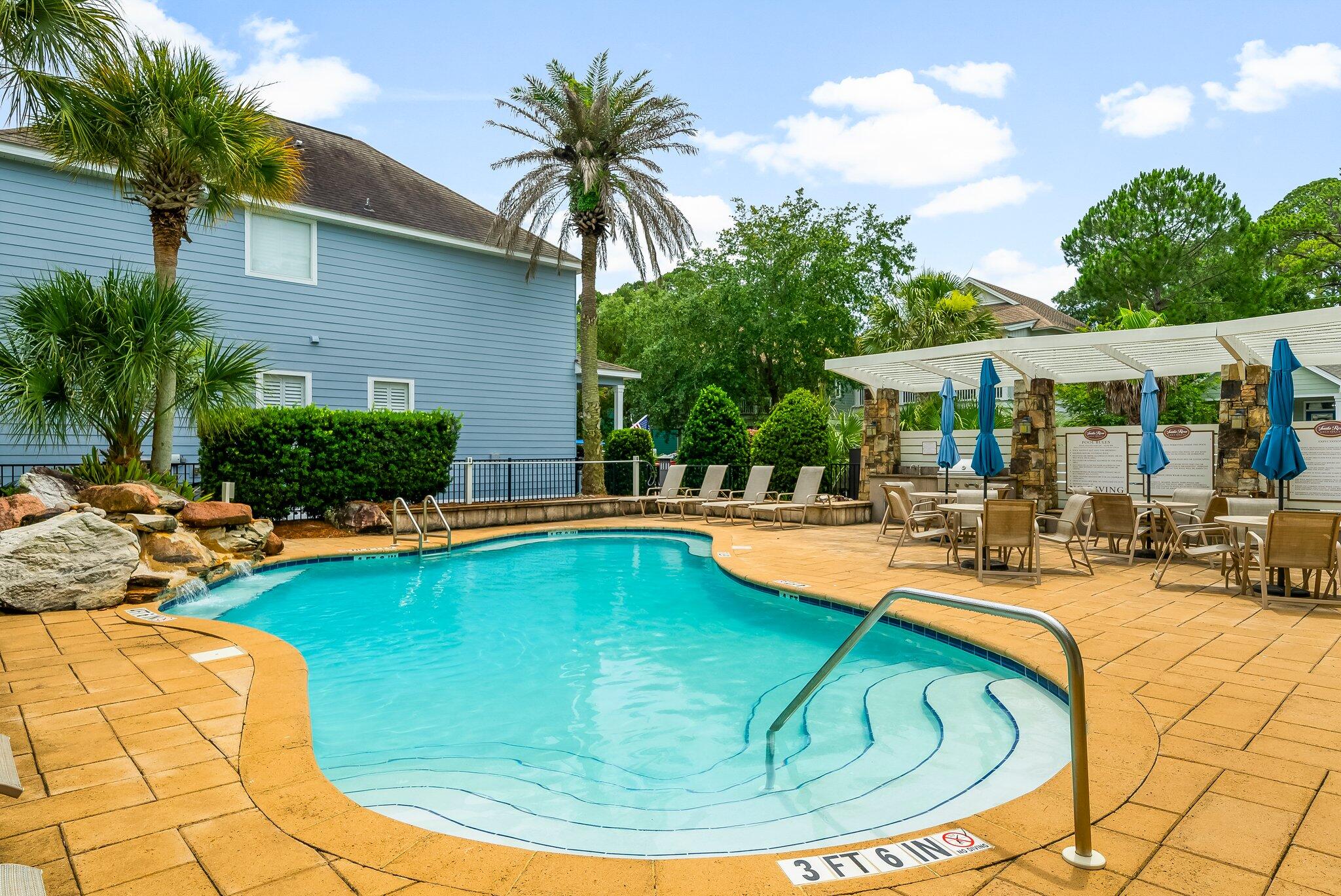 SANTA ROSA GOLF VILLAS - Residential