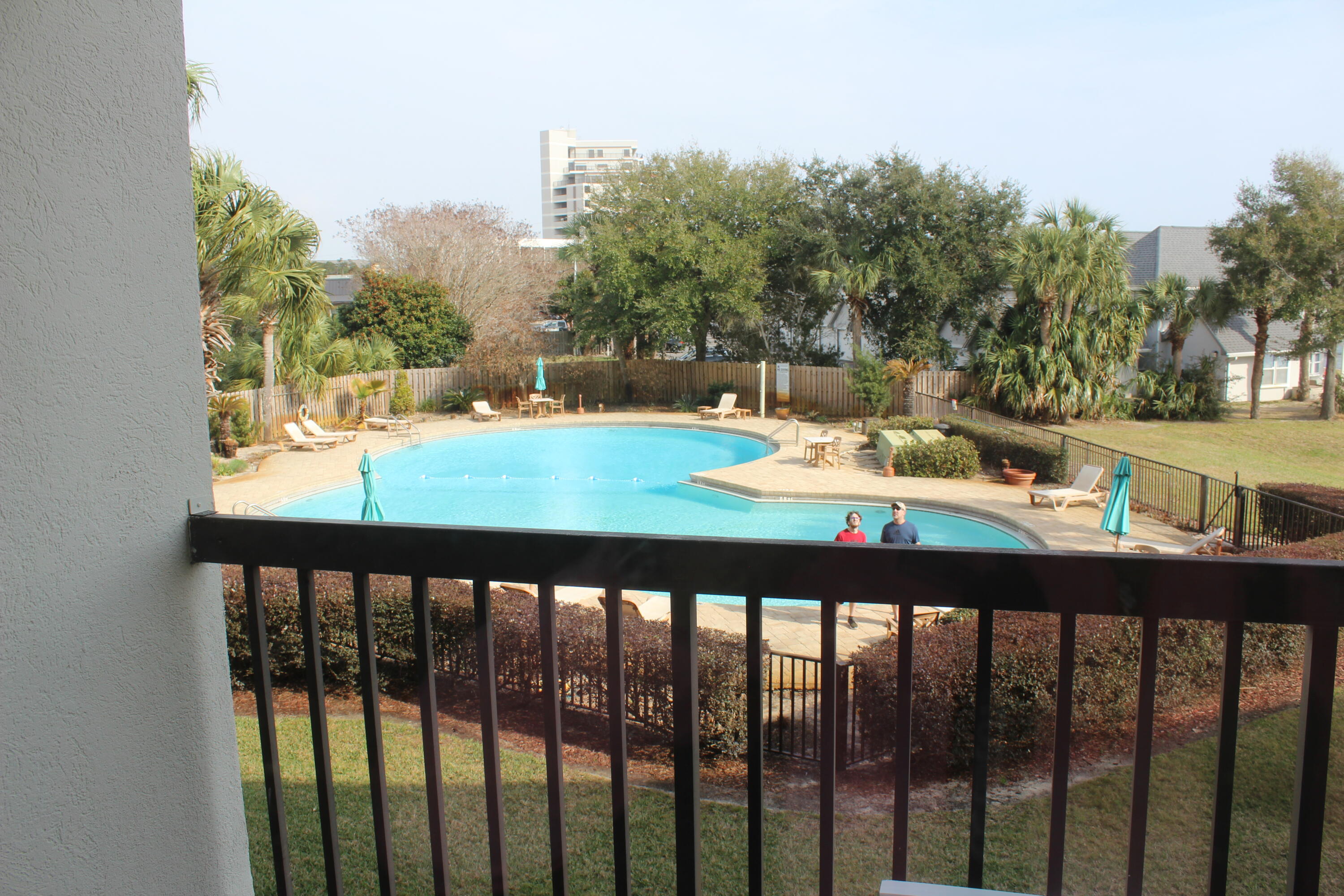 PIRATES BAY PH 1 - Residential