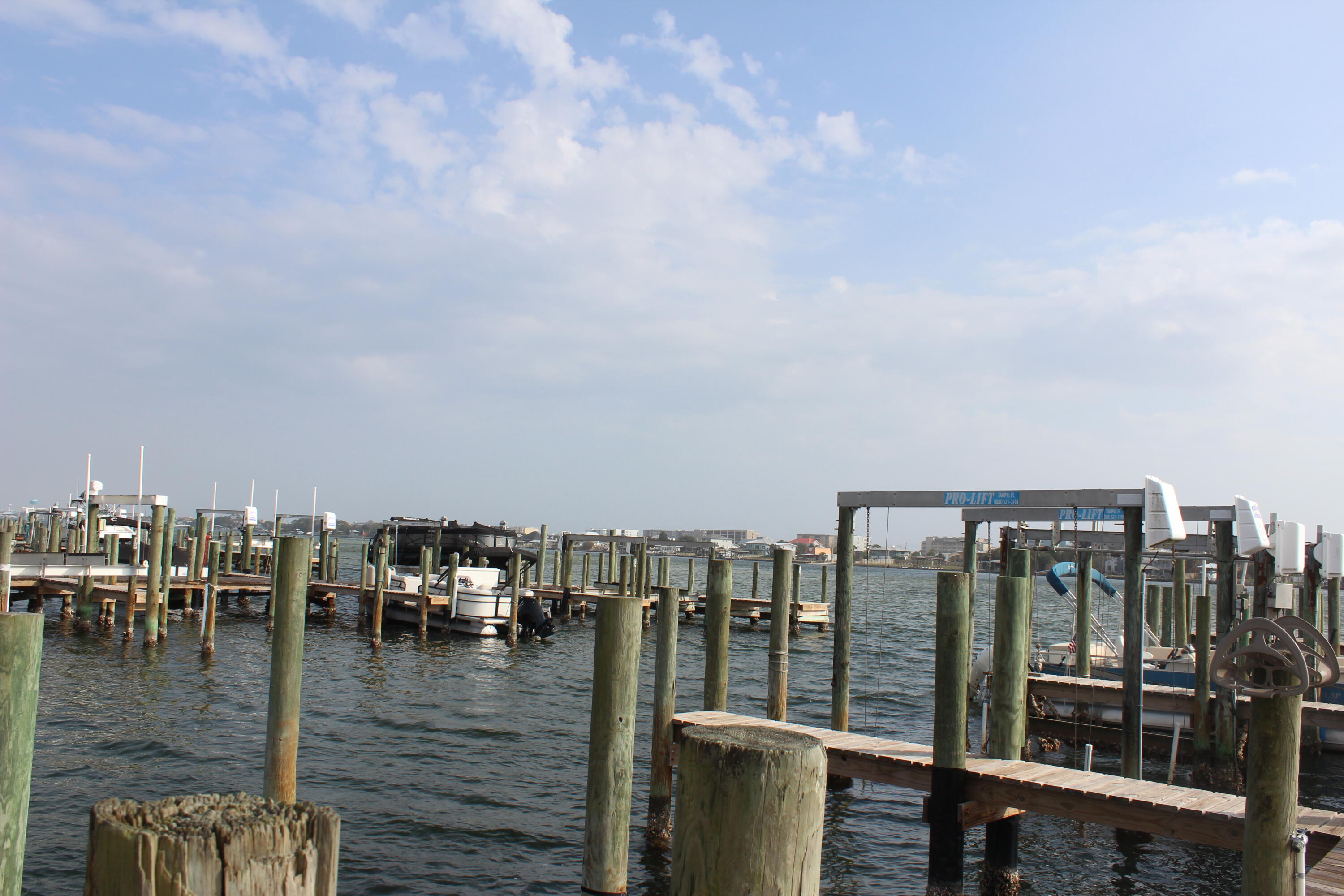 PIRATES BAY PH 1 - Residential