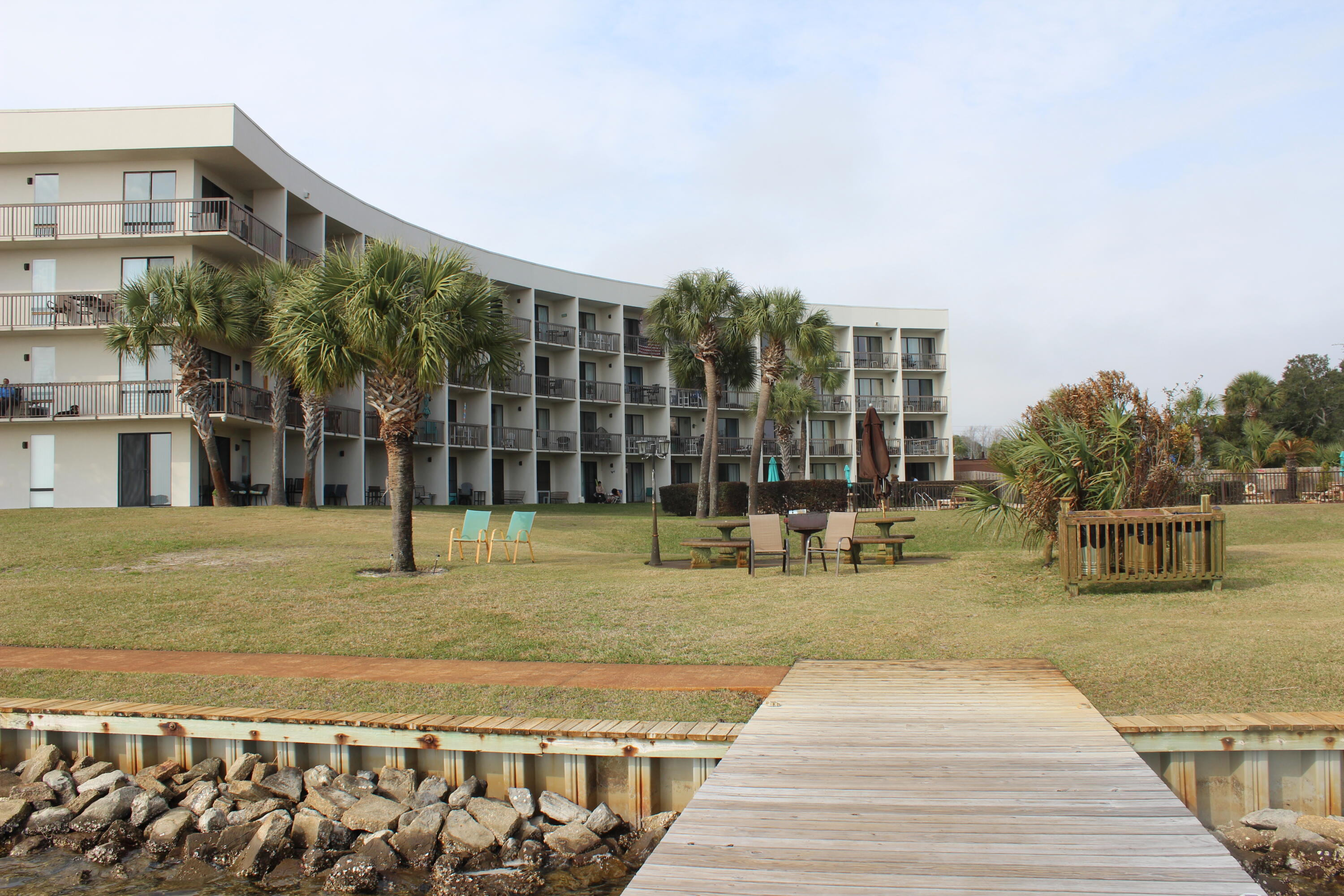 PIRATES BAY PH 1 - Residential
