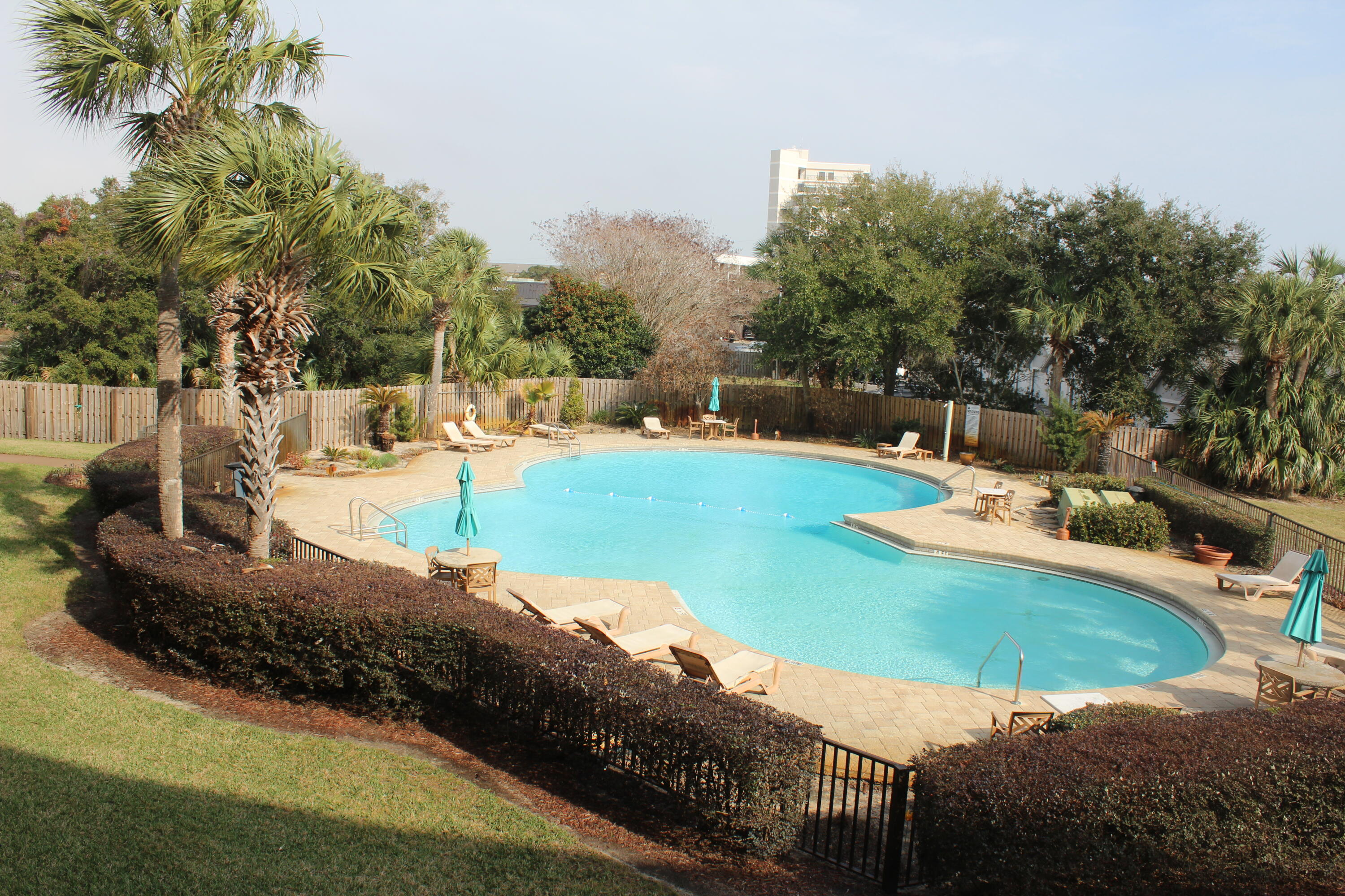 PIRATES BAY PH 1 - Residential
