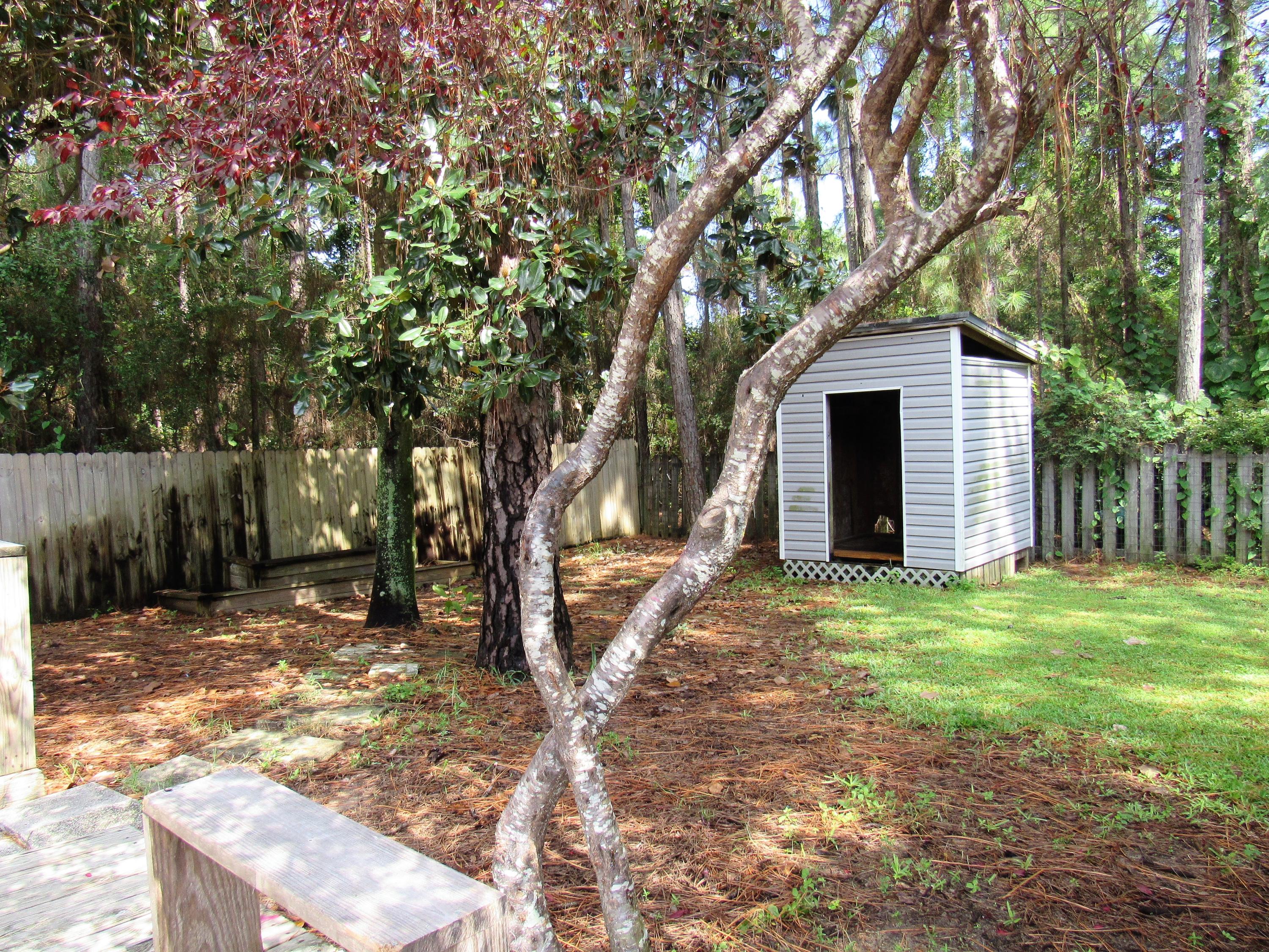 SHADOW LAKES - Residential