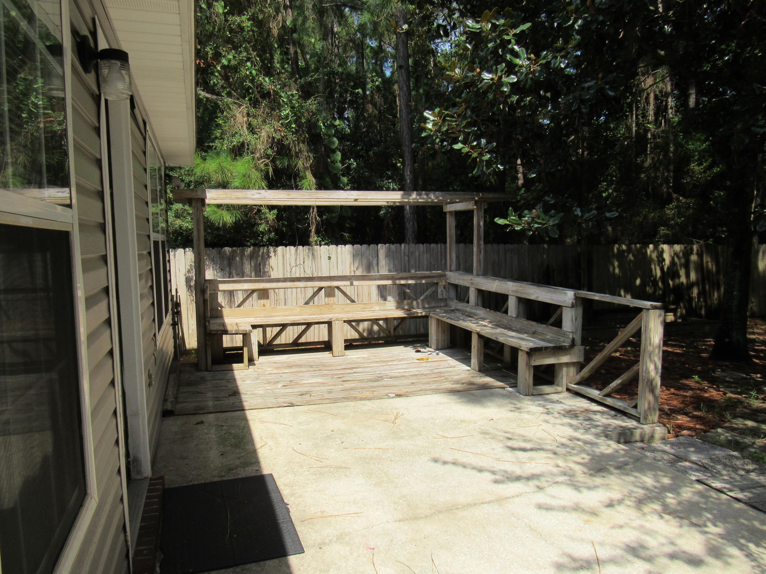 SHADOW LAKES - Residential