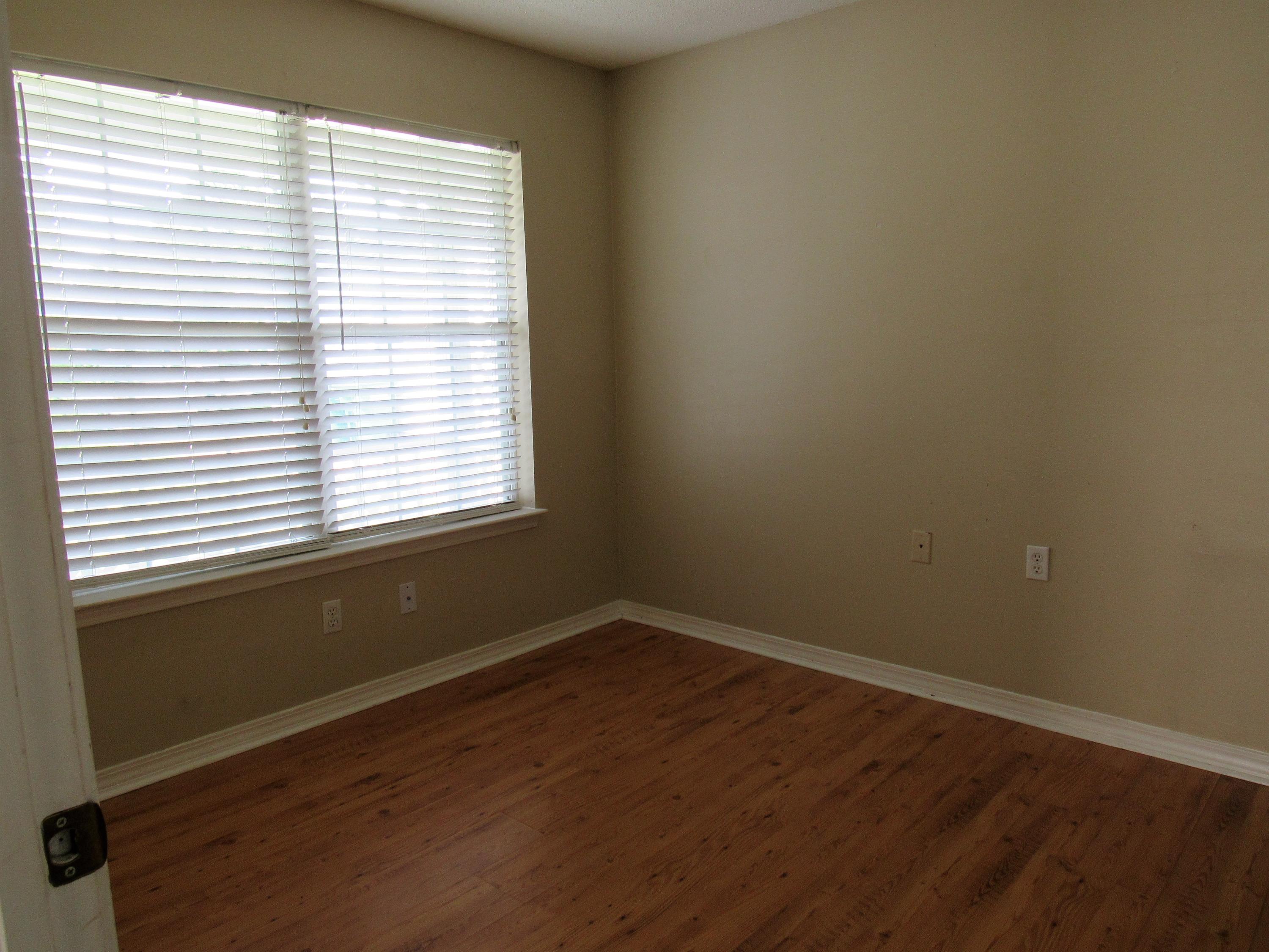 SHADOW LAKES - Residential