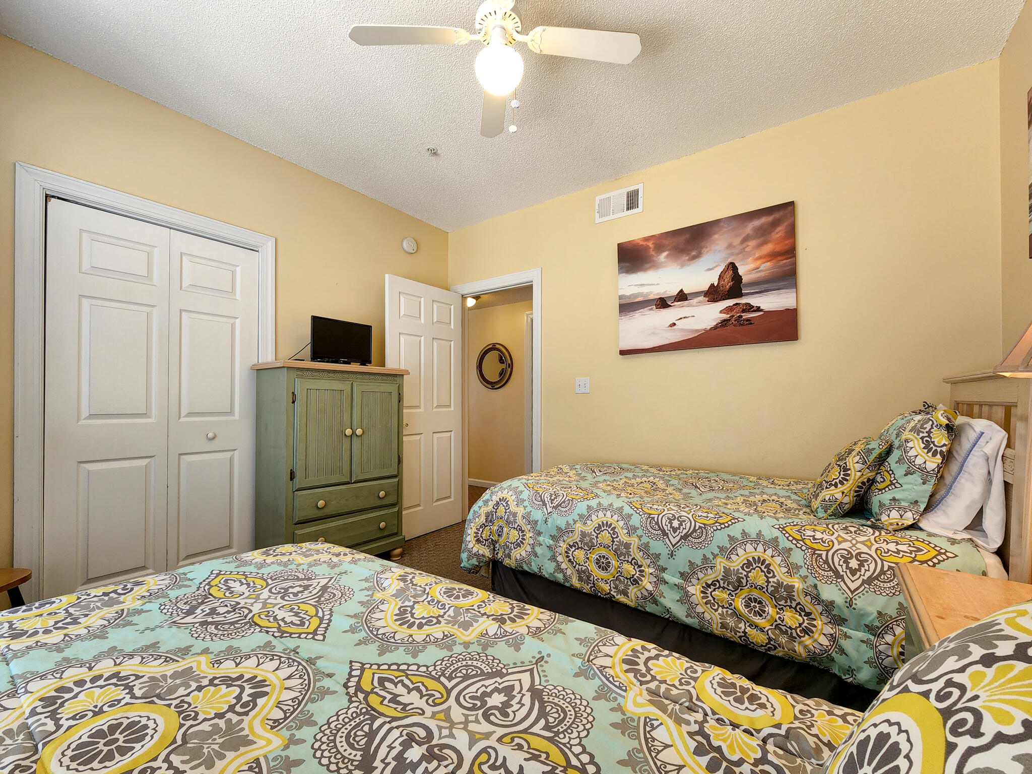 TURTLE WALK CONDO - Residential