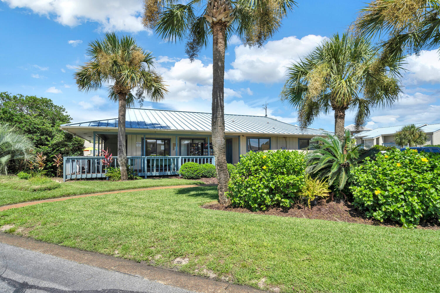 CHATEAU LA MER CONDO 2 - Residential