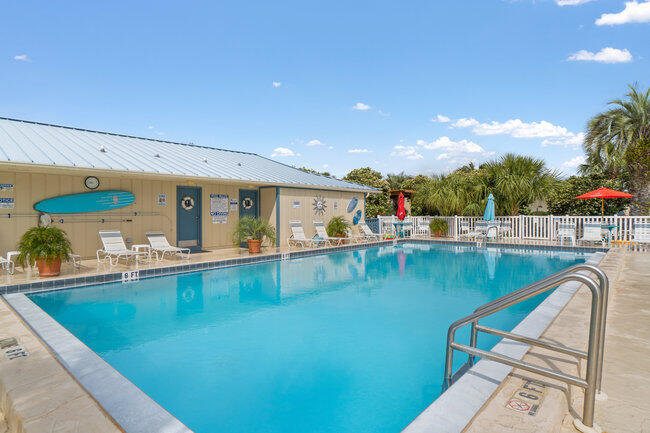 CHATEAU LA MER CONDO 2 - Residential