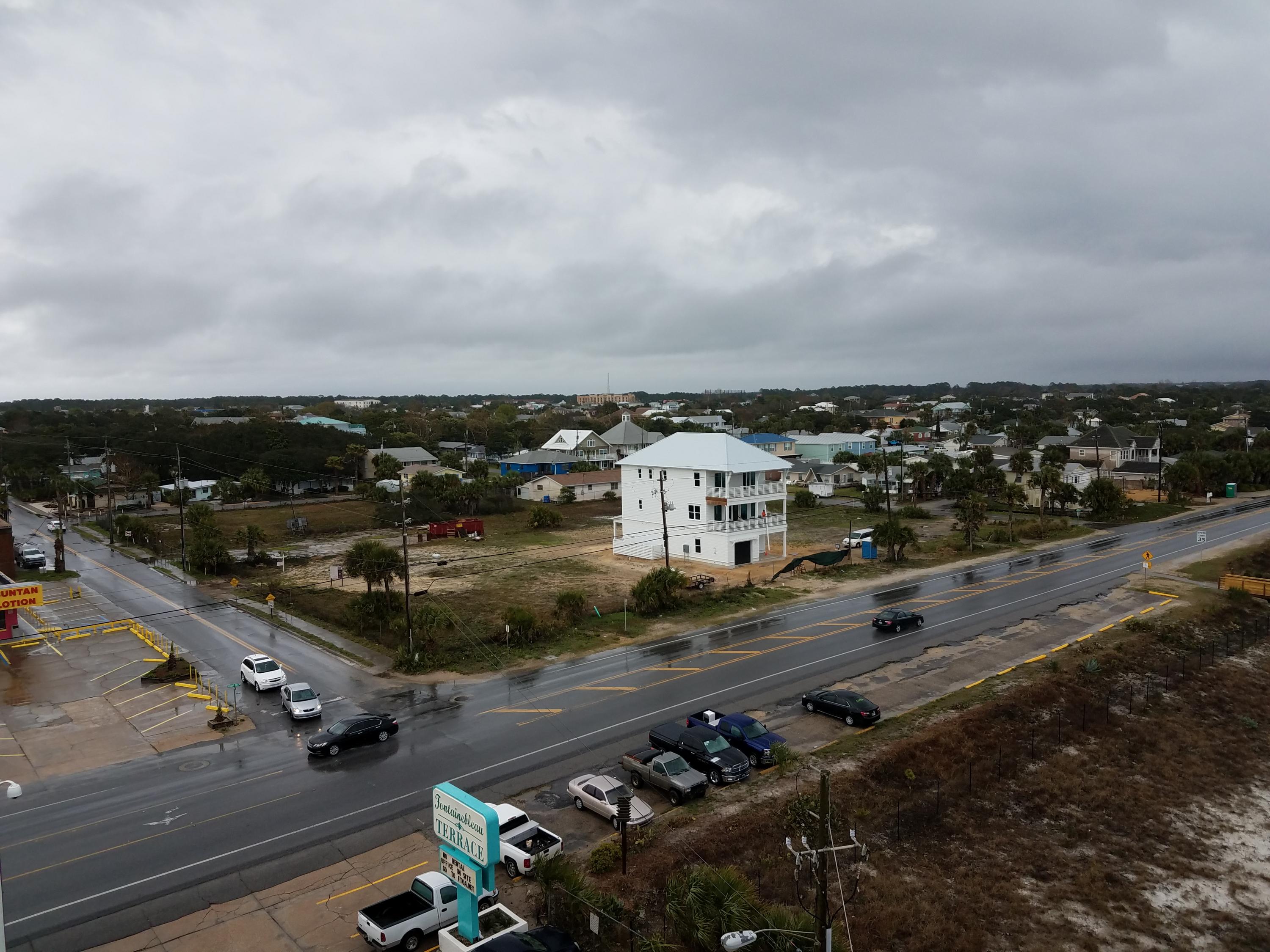 Fontainebleau Terrace - Residential