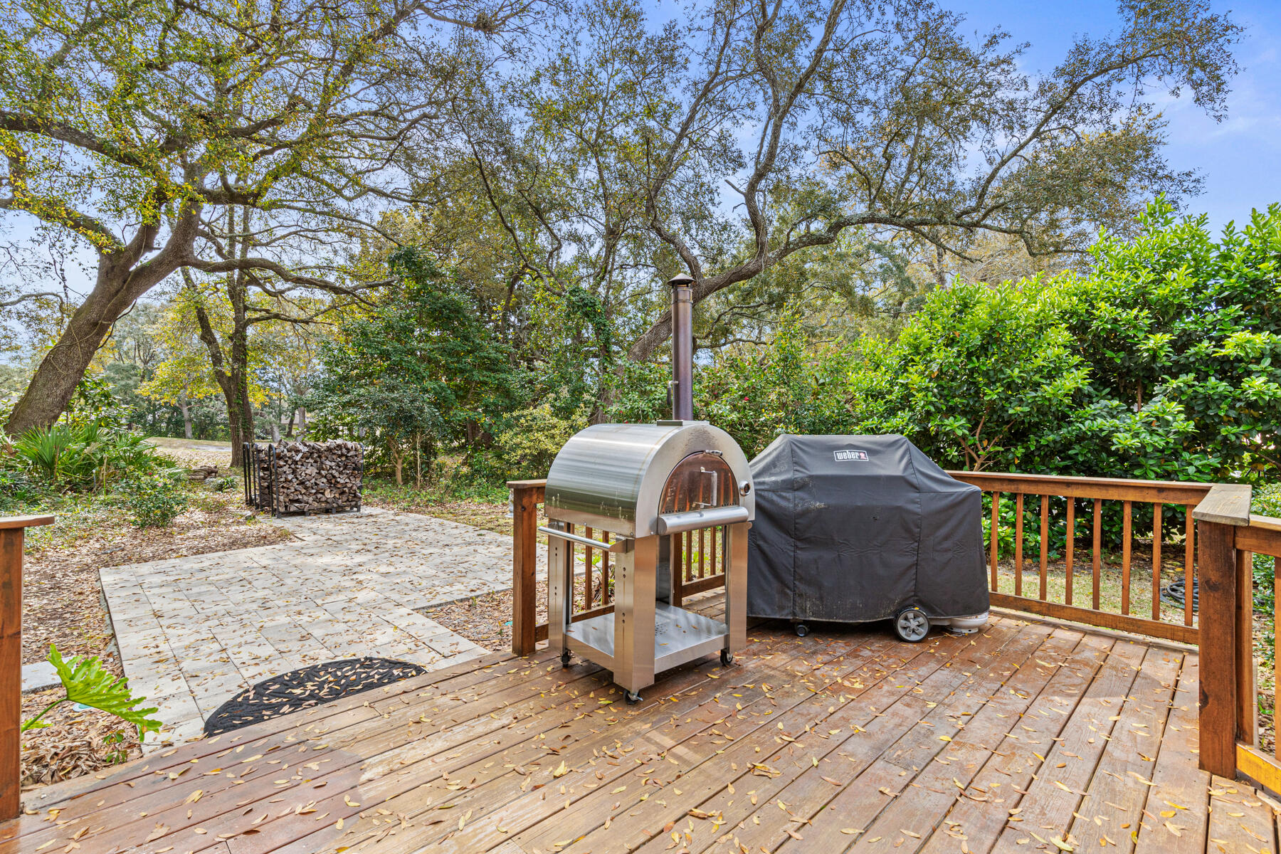 FAIRWAY LAKES PH II LOT 6 - Residential