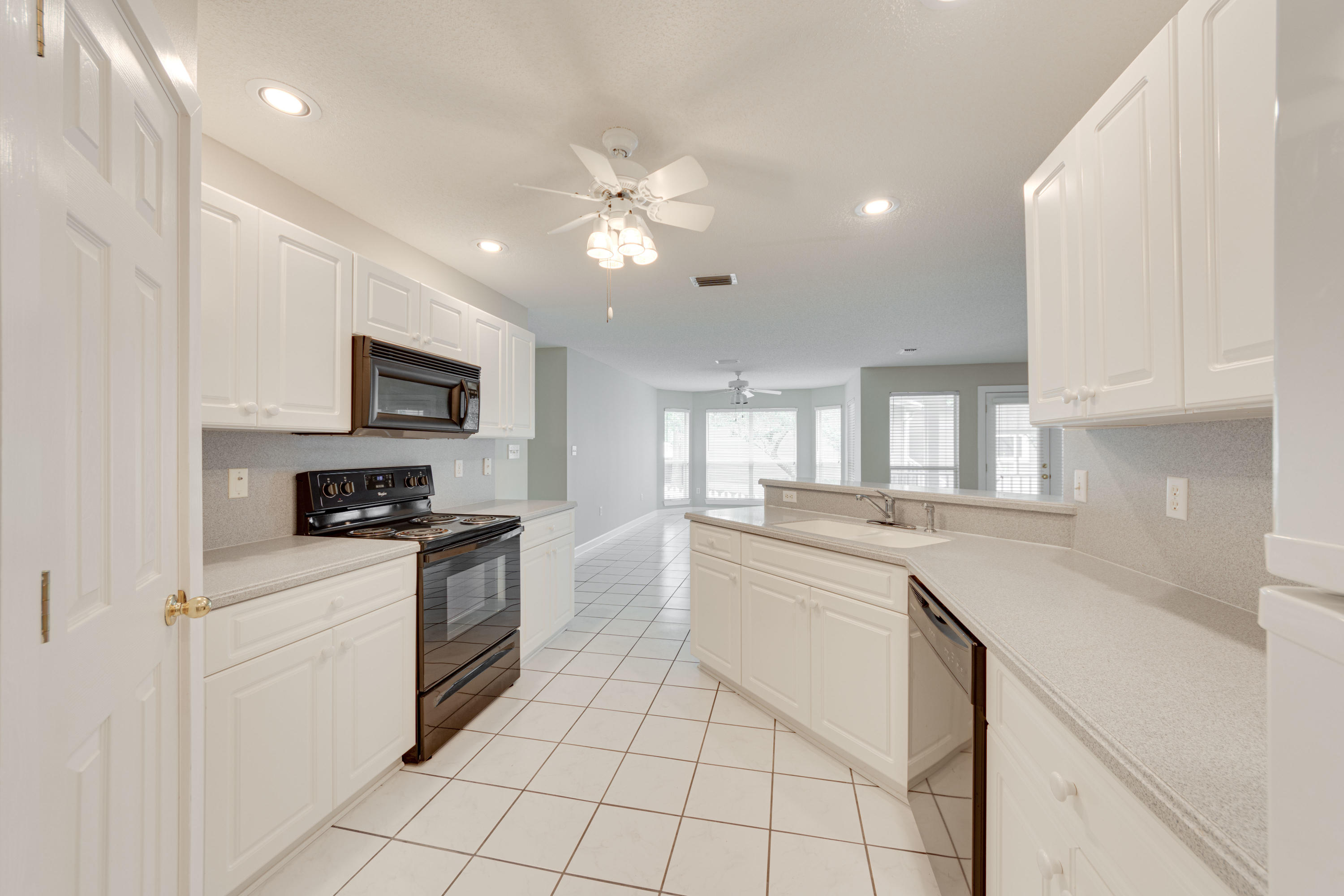 SEA DUNES - Residential