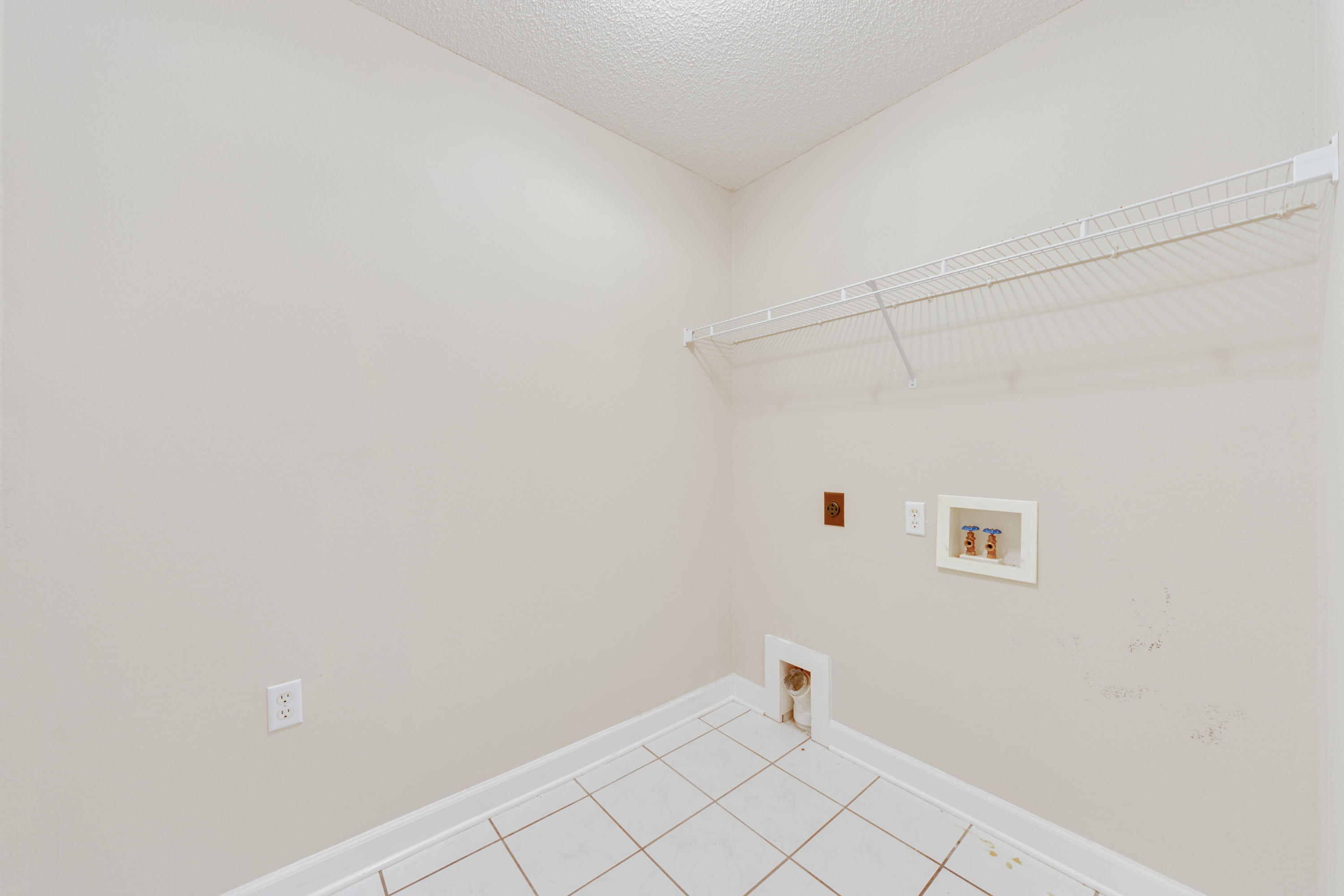 SEA DUNES - Residential