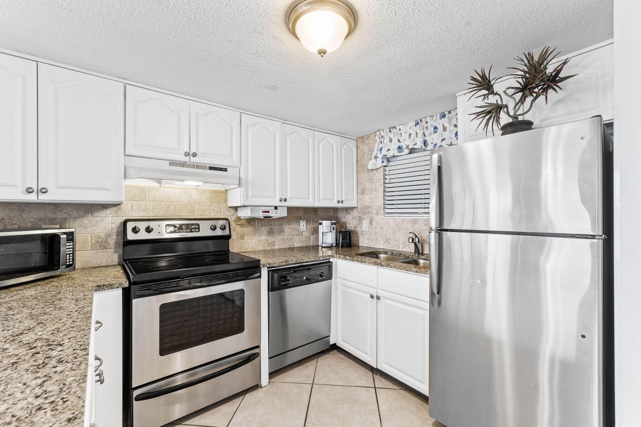 SUNDESTIN INTERNATIONAL CONDO - Residential
