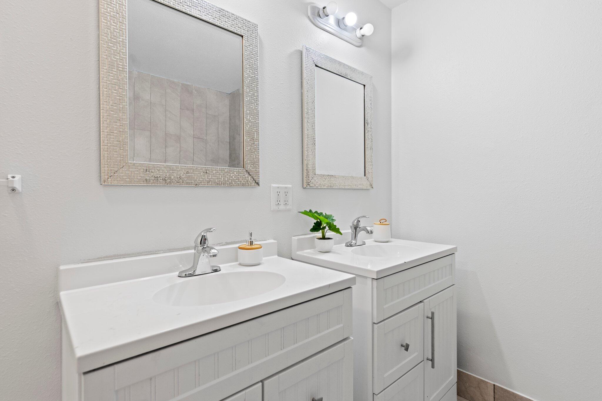 GARNIERS HEIGHTS 1ST ADDN - Residential