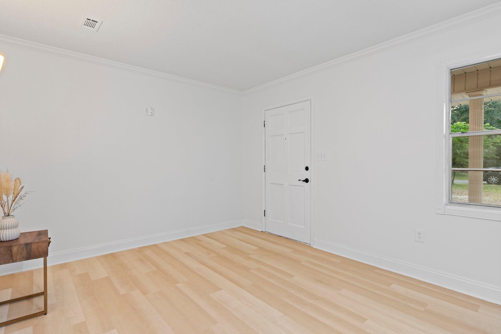 GARNIERS HEIGHTS 1ST ADDN - Residential