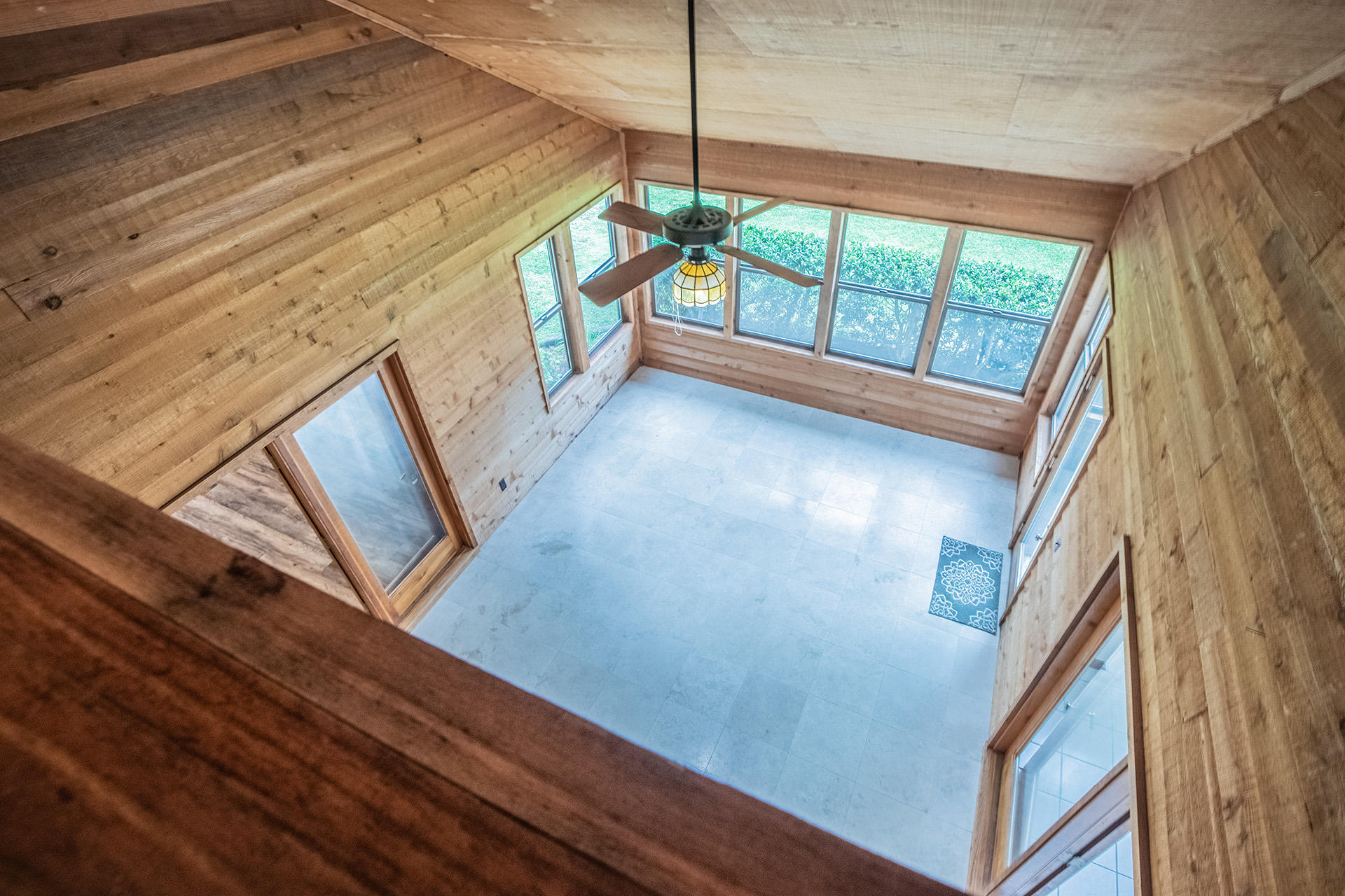 SEC/T LAKE LORRAINE EST 3RD - Residential