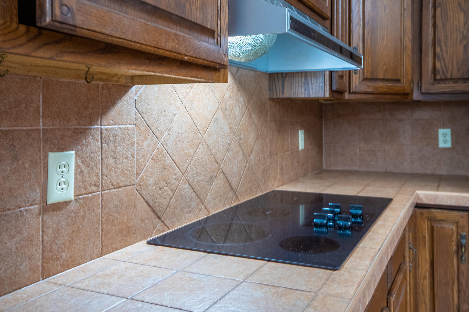 SEC/T LAKE LORRAINE EST 3RD - Residential