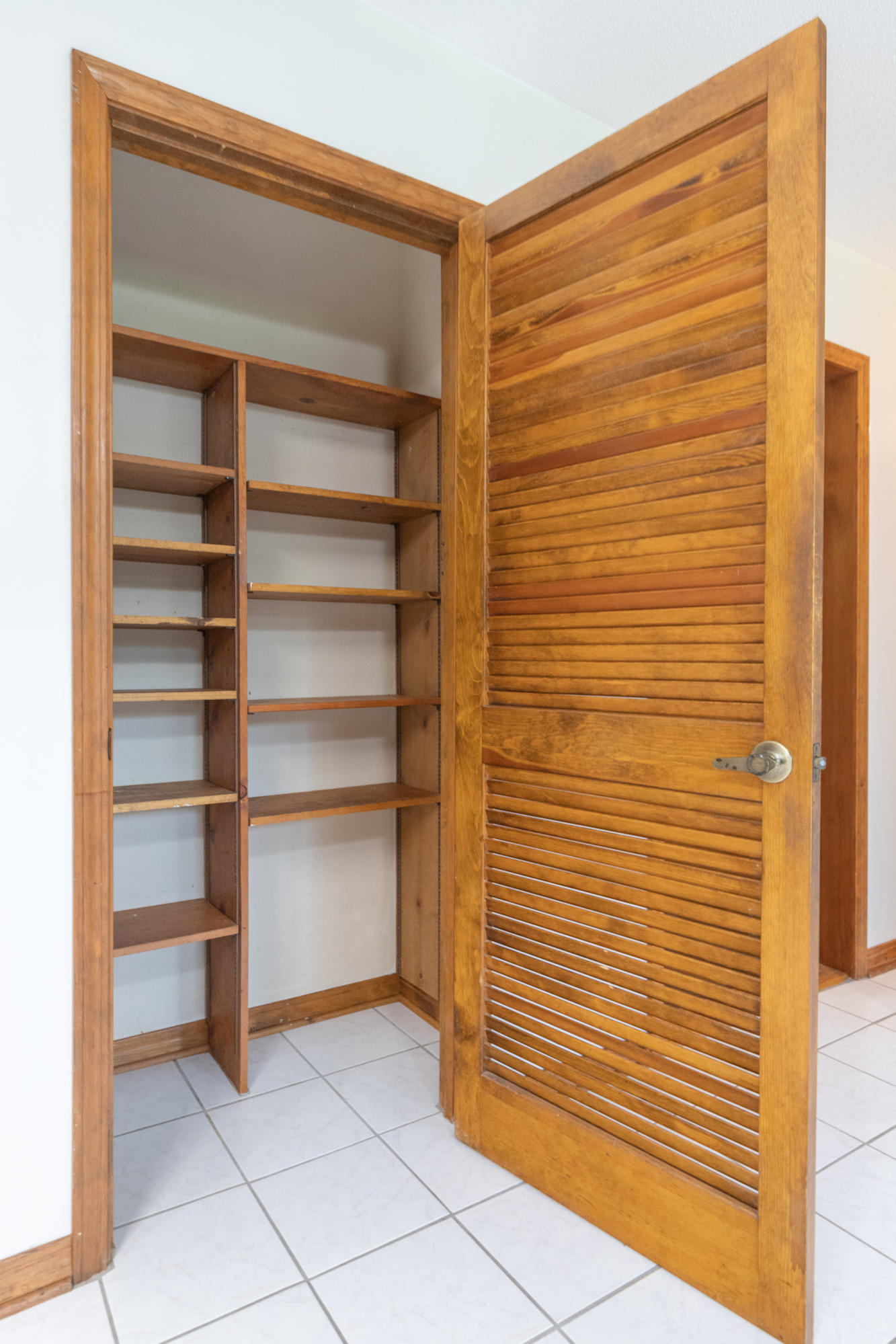 SEC/T LAKE LORRAINE EST 3RD - Residential