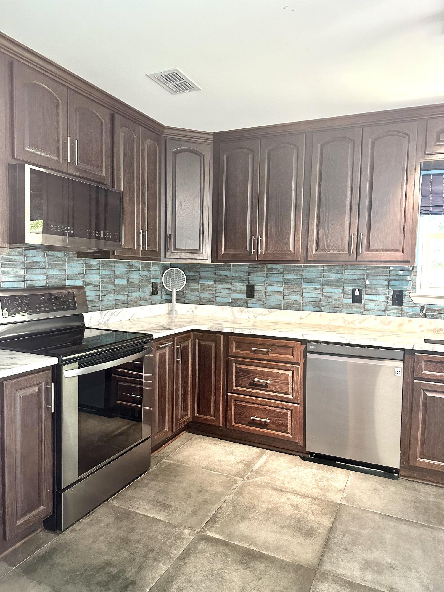 SOUTHERN PINES - Residential