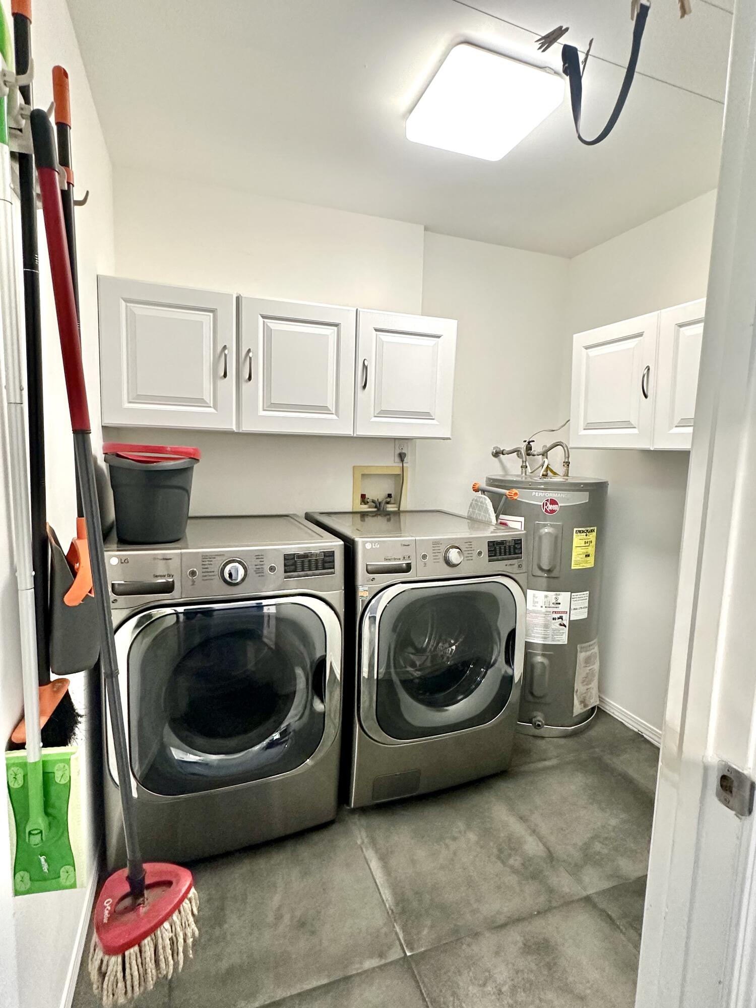 SOUTHERN PINES - Residential