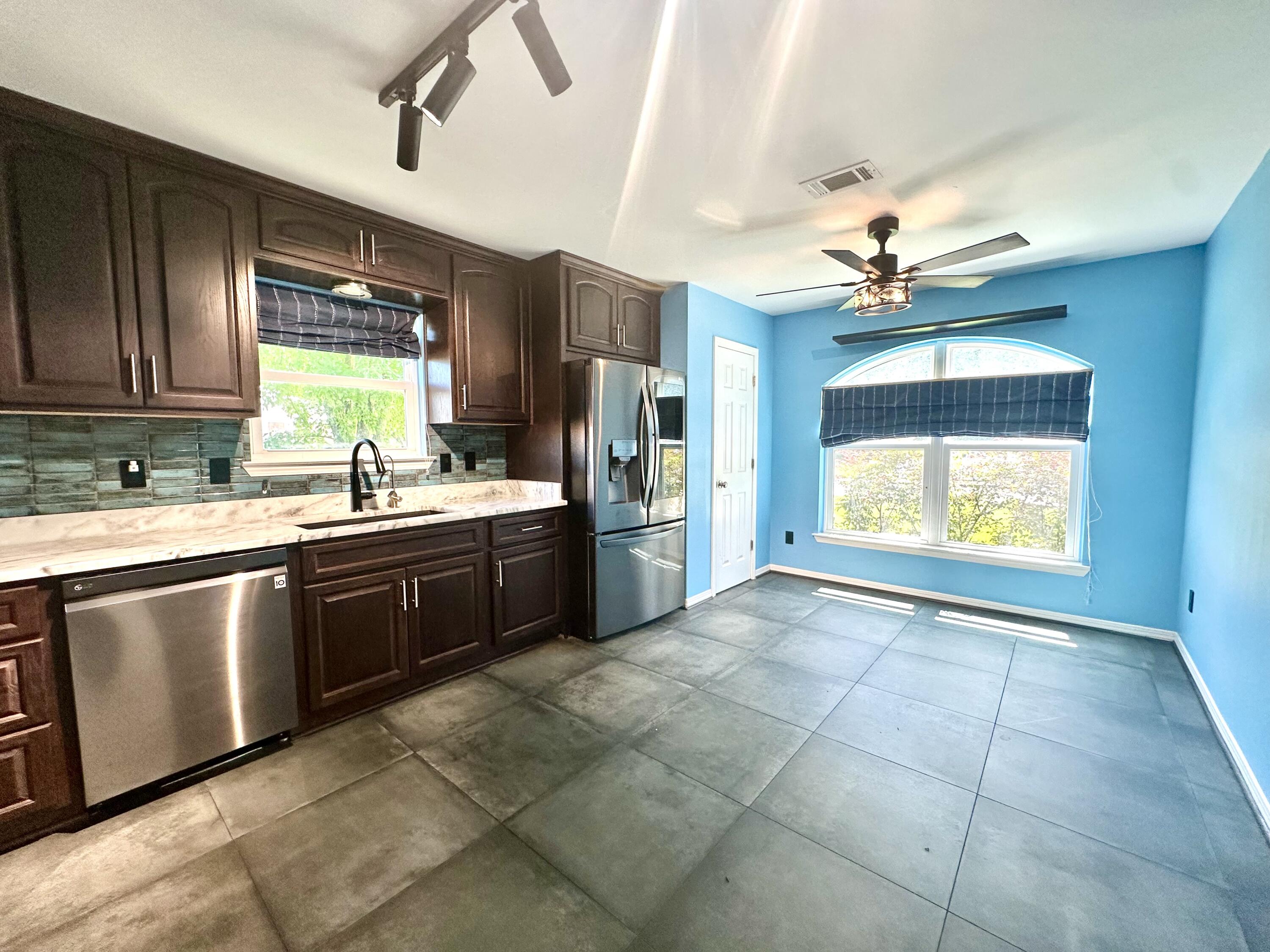 SOUTHERN PINES - Residential
