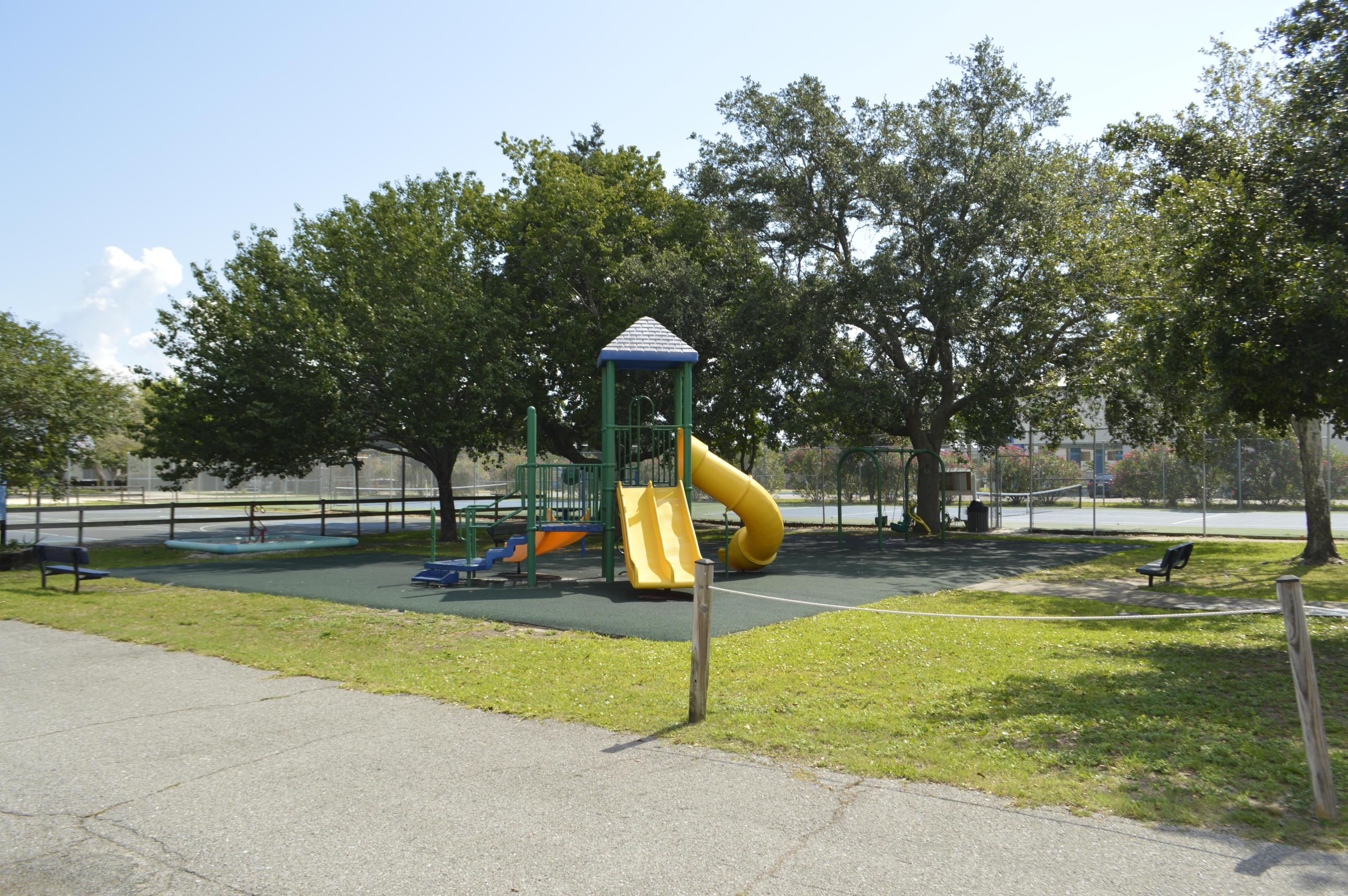 SPRING LAKE #2 - Residential