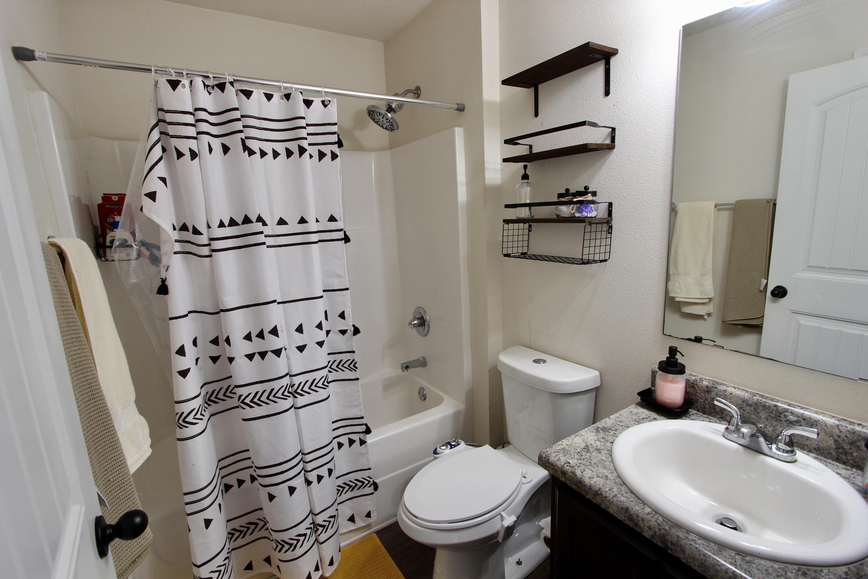 Taylor Farms - Residential Lease