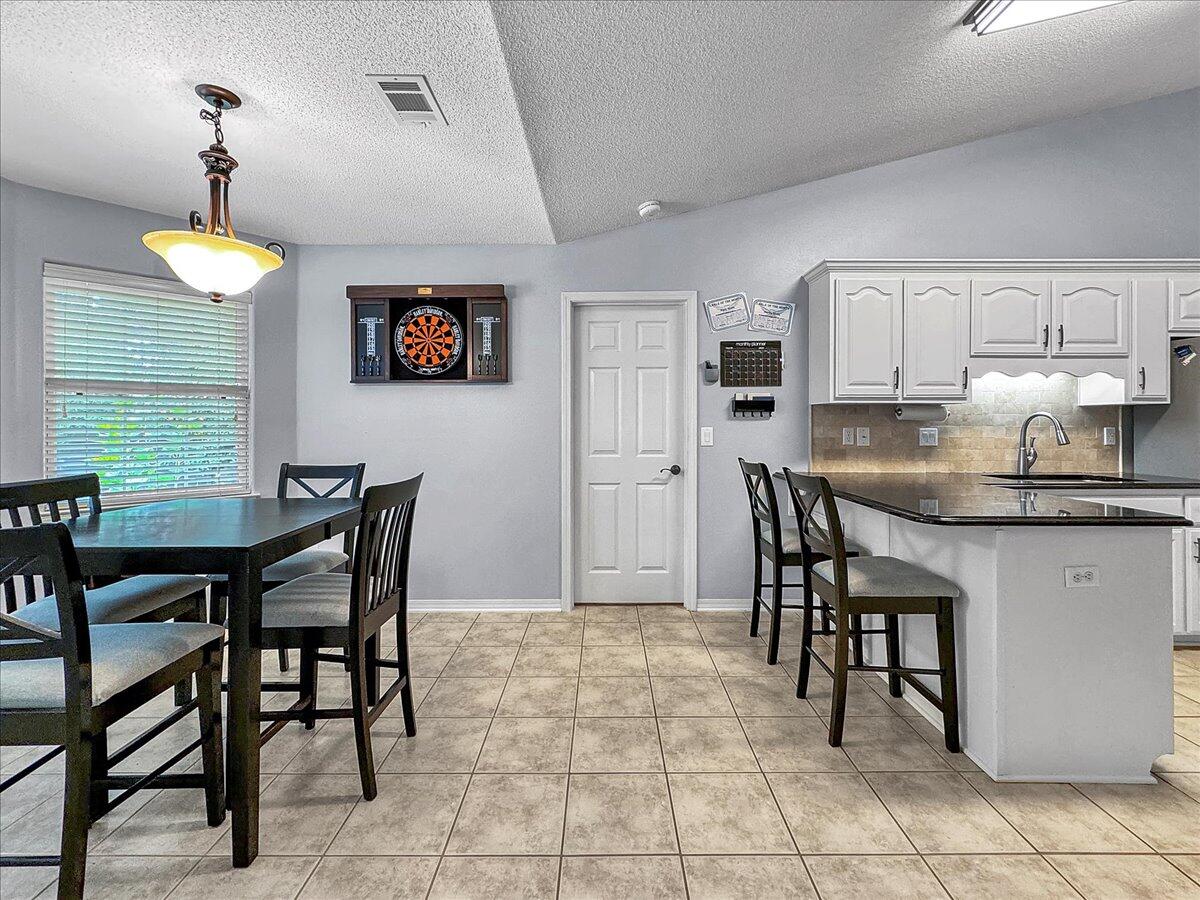 HIDDEN ESTATES - Residential