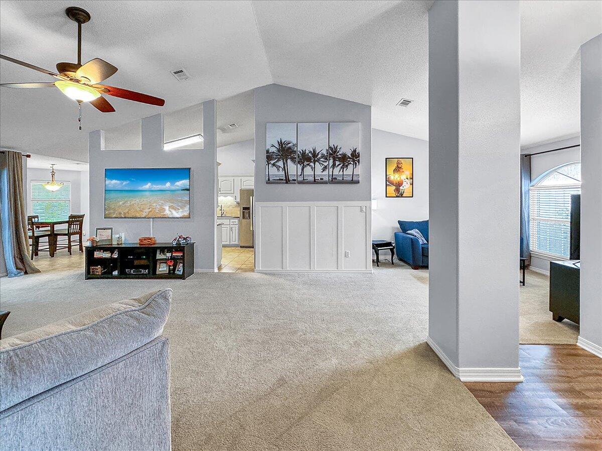 HIDDEN ESTATES - Residential