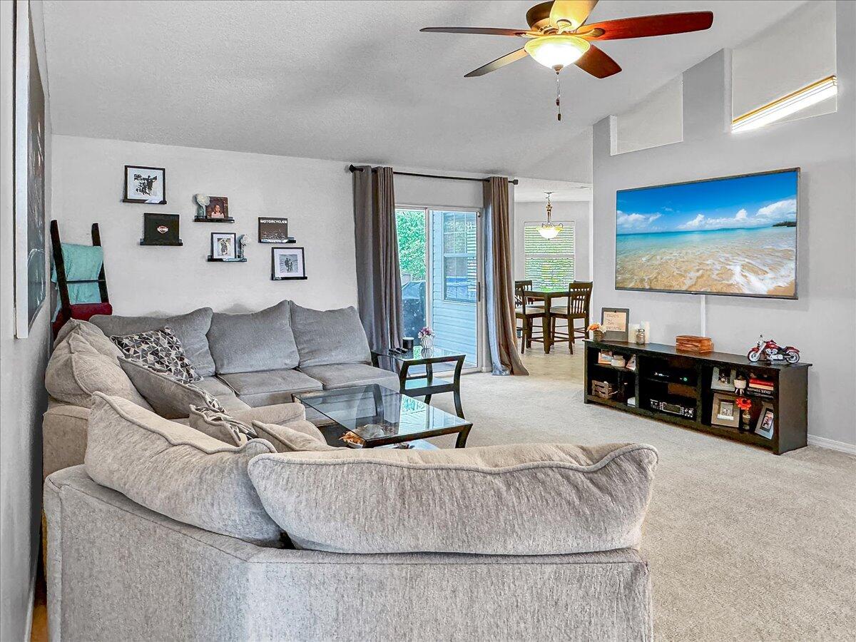 HIDDEN ESTATES - Residential