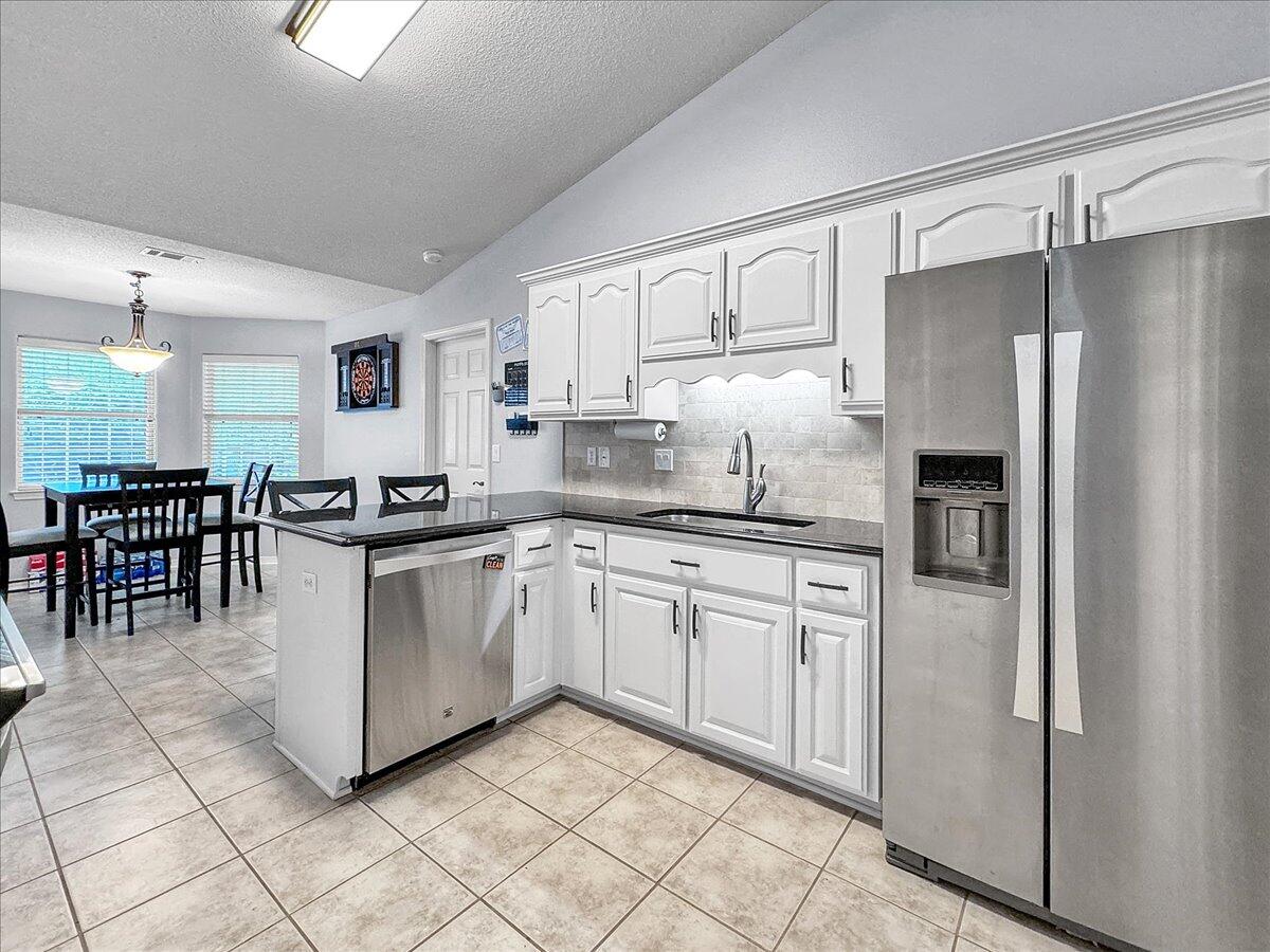 HIDDEN ESTATES - Residential