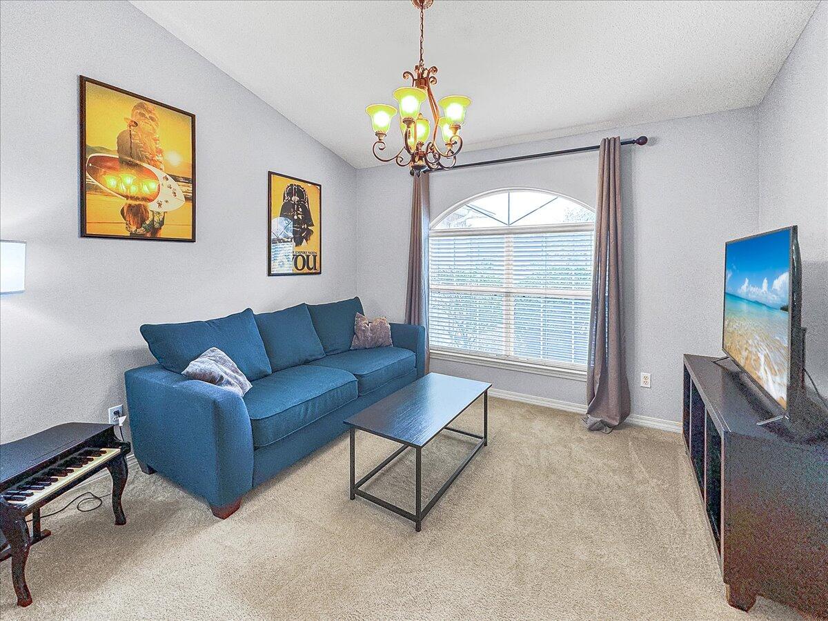 HIDDEN ESTATES - Residential