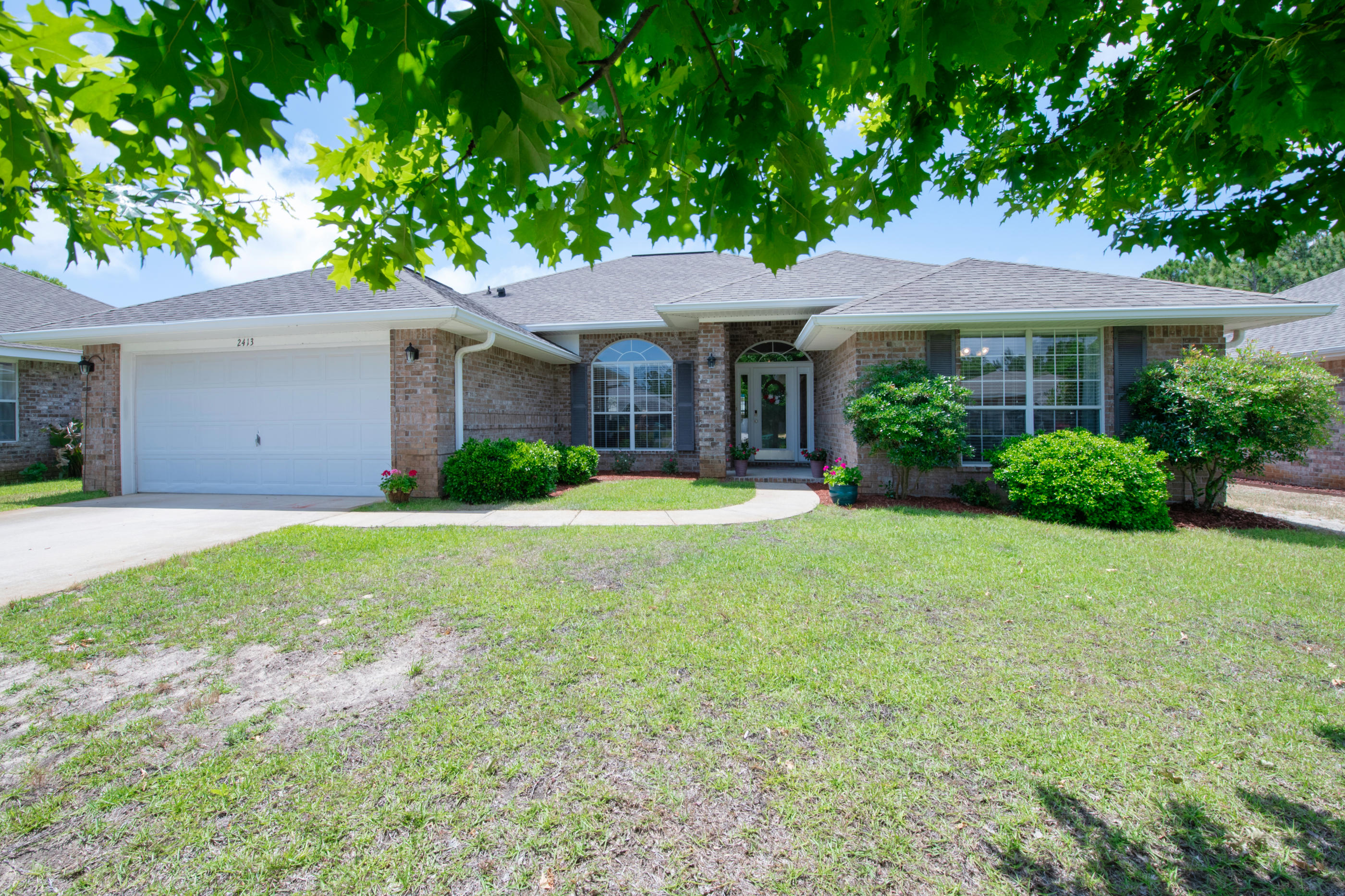 CREETWOOD VILLAGE - Residential