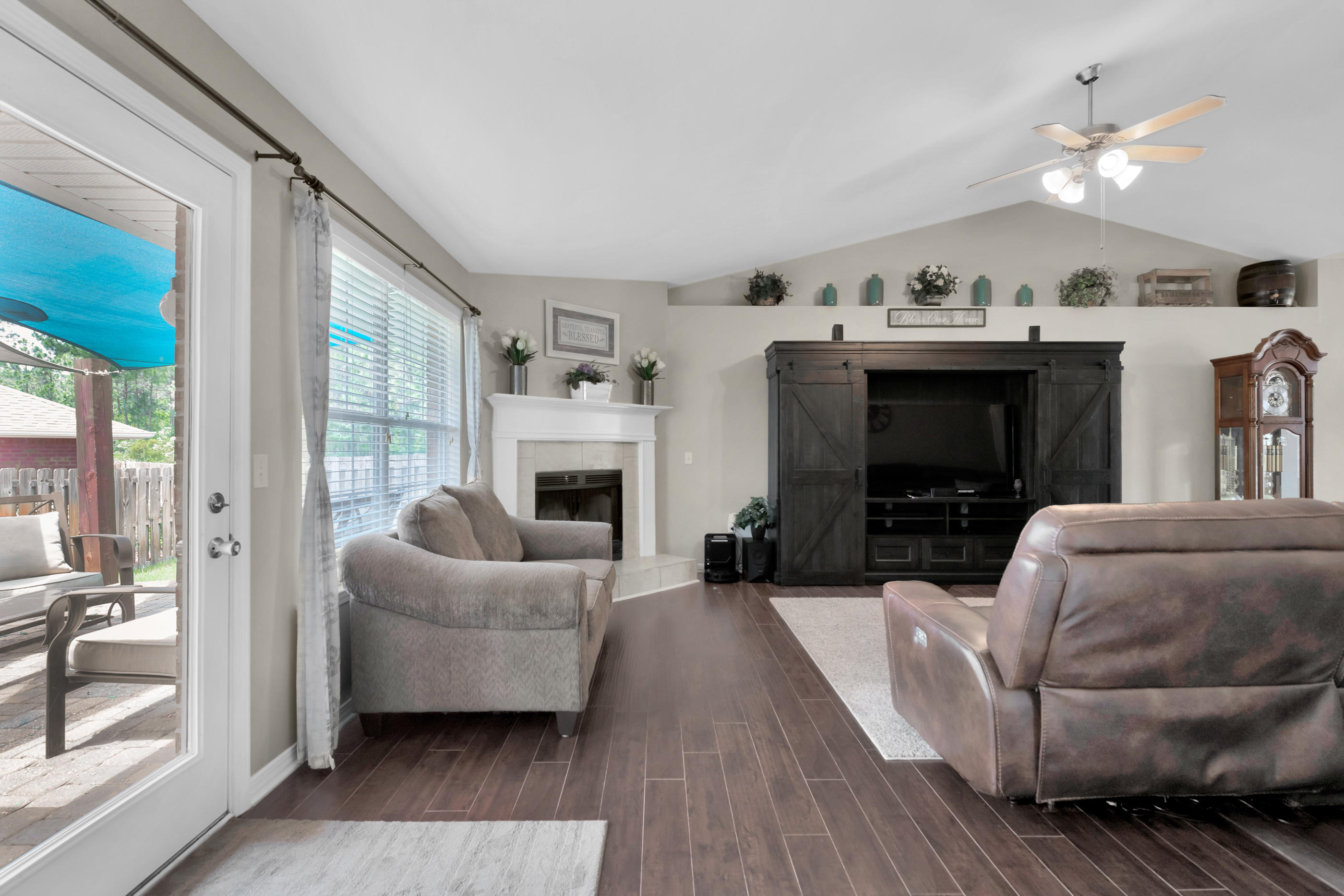 CREETWOOD VILLAGE - Residential