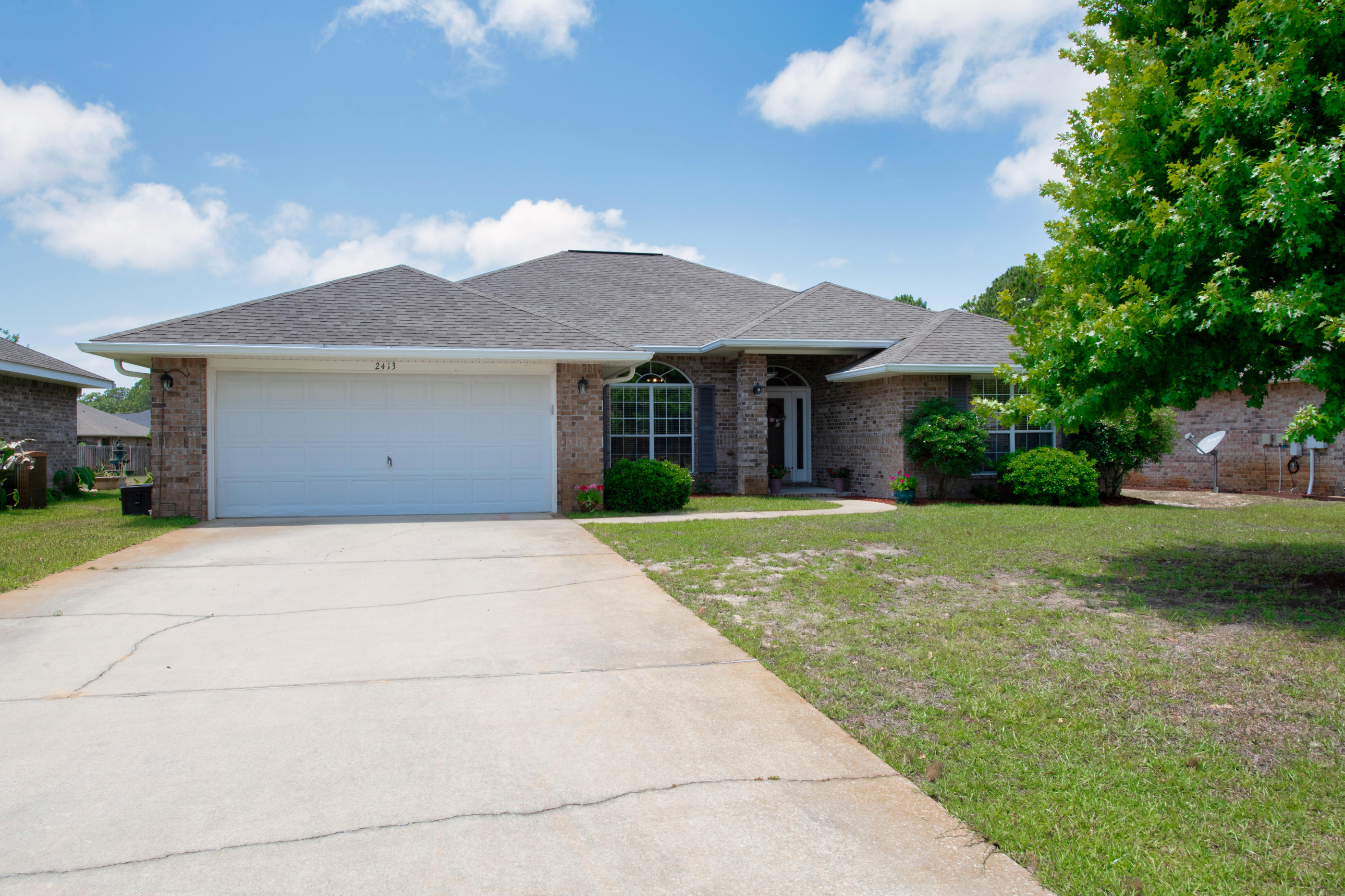 CREETWOOD VILLAGE - Residential