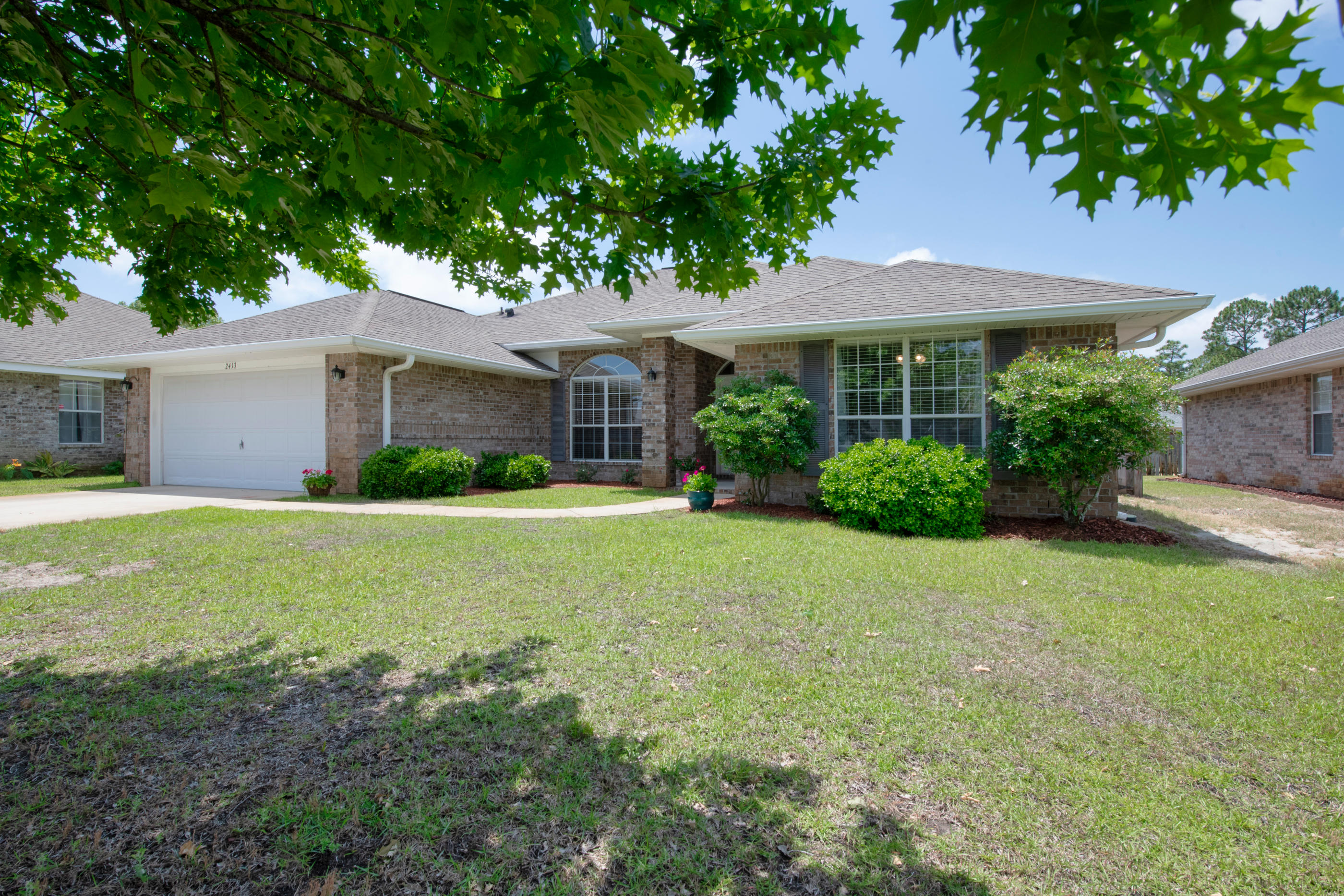 CREETWOOD VILLAGE - Residential